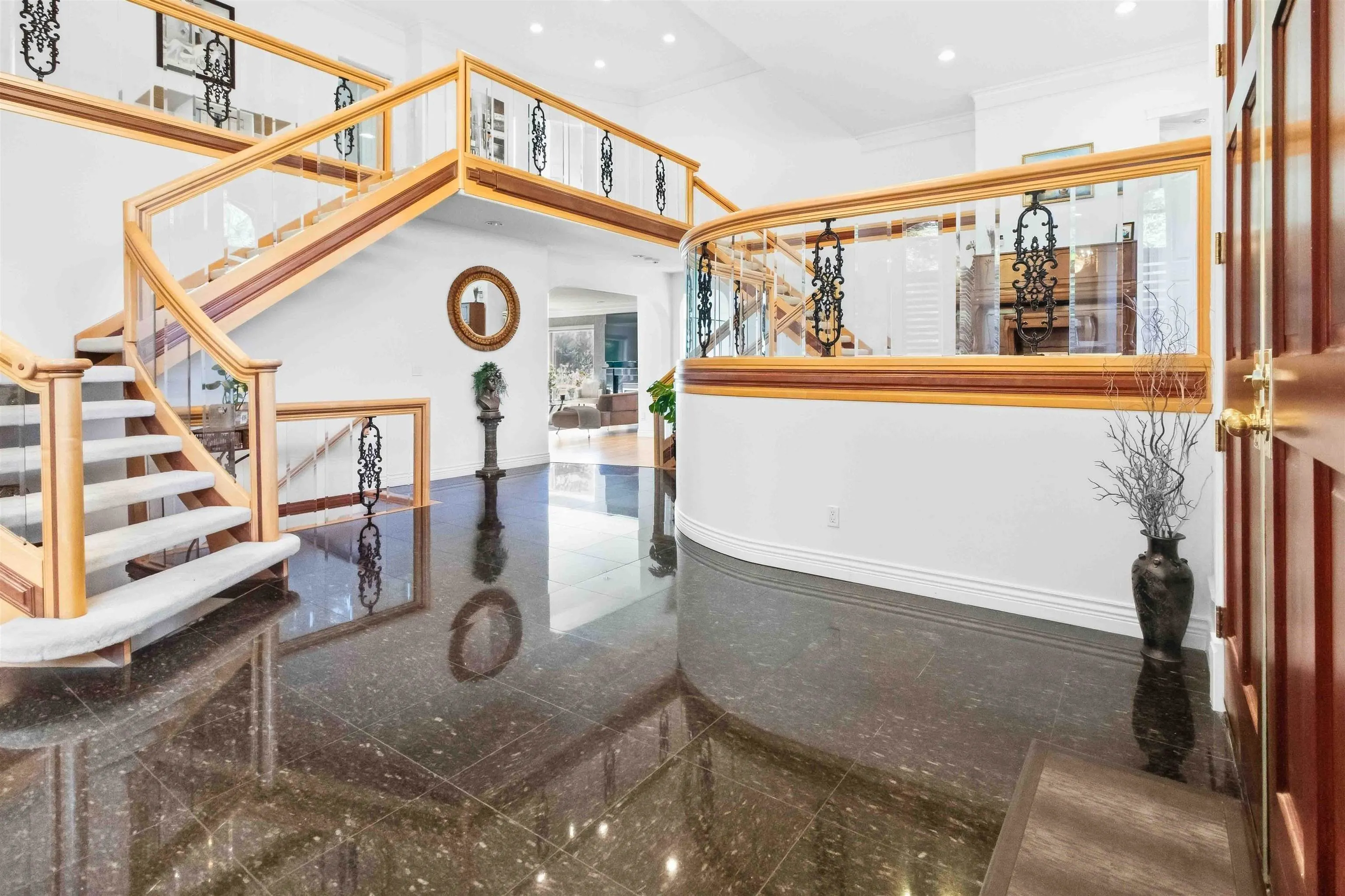 3339 Plateau Boulevard