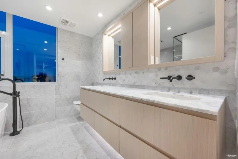 1180 Broughton Street #1502