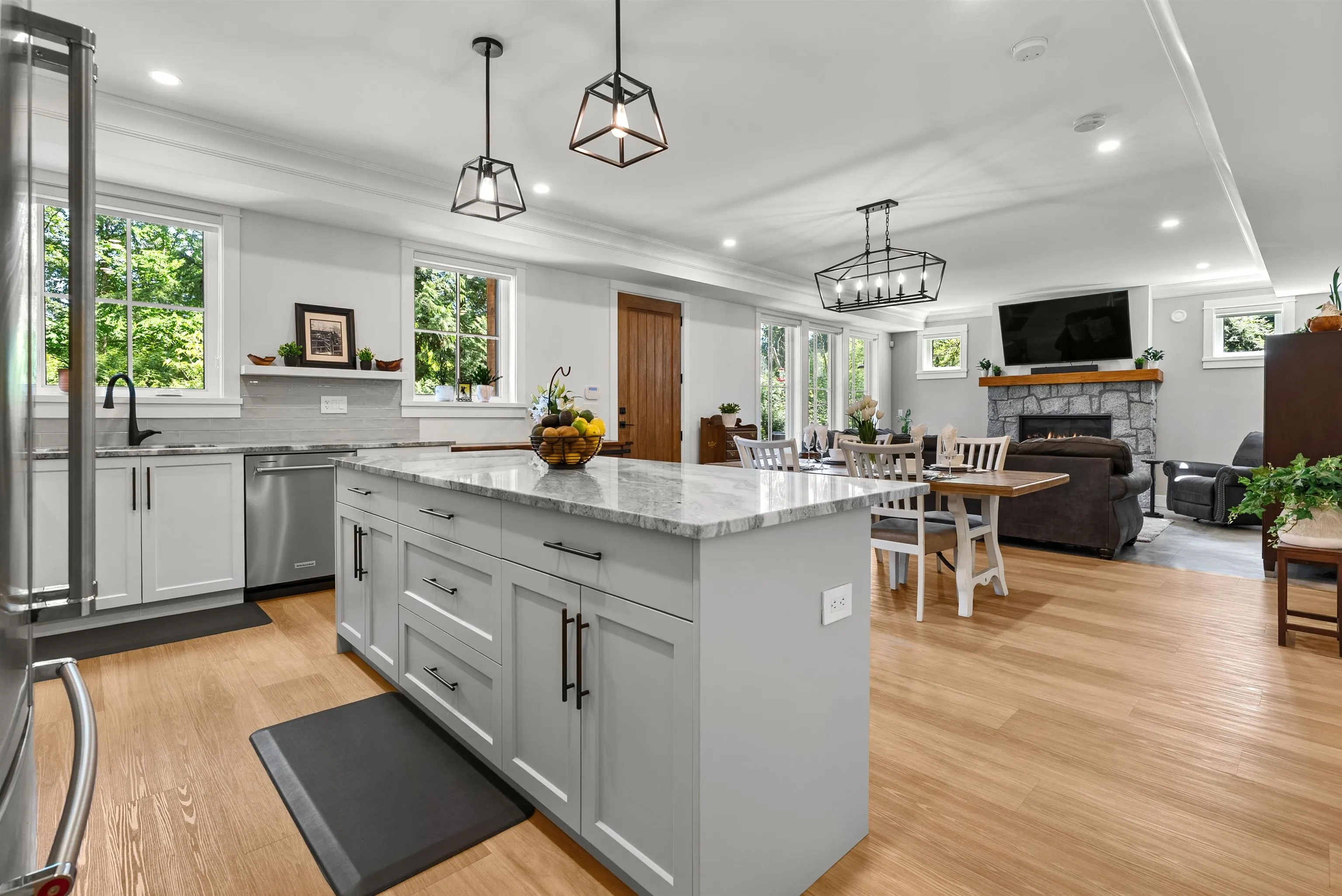 4567 Maysfield Crescent
