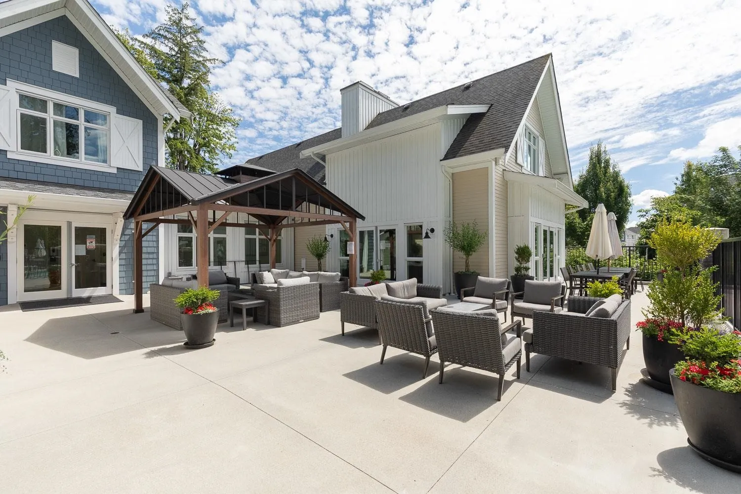 8335 Nelson Street #6