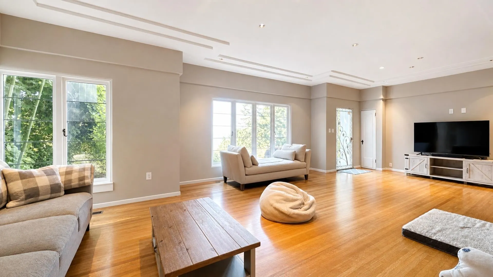 4468 Stone Cres Crescent