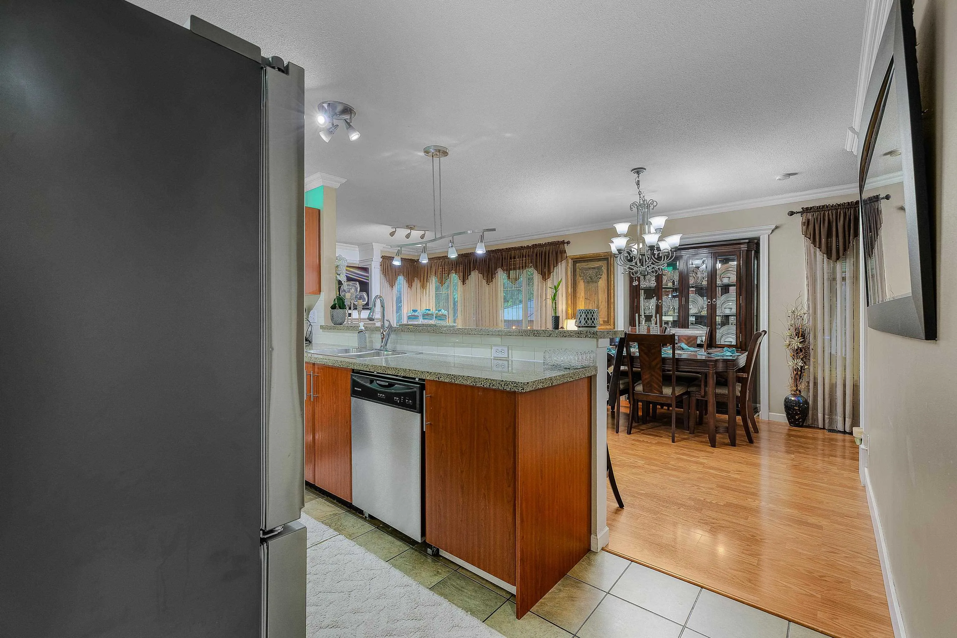 6110 138th Street #44