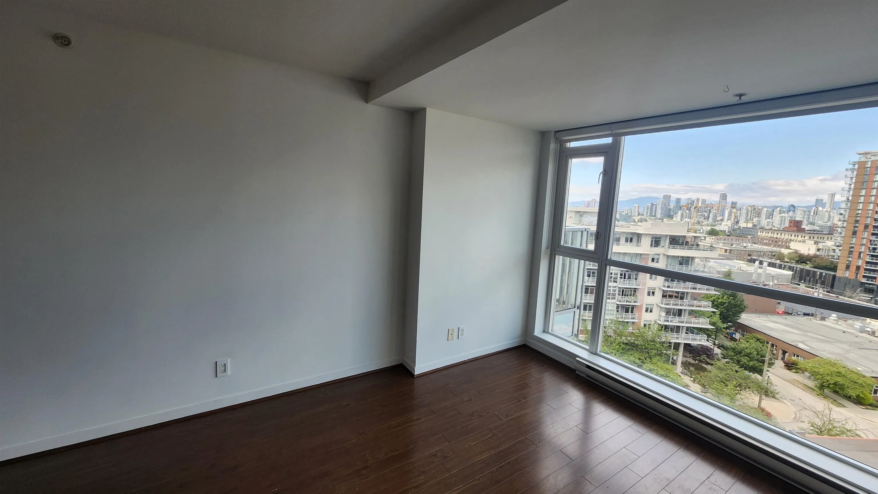 2770 Sophia Street #1003