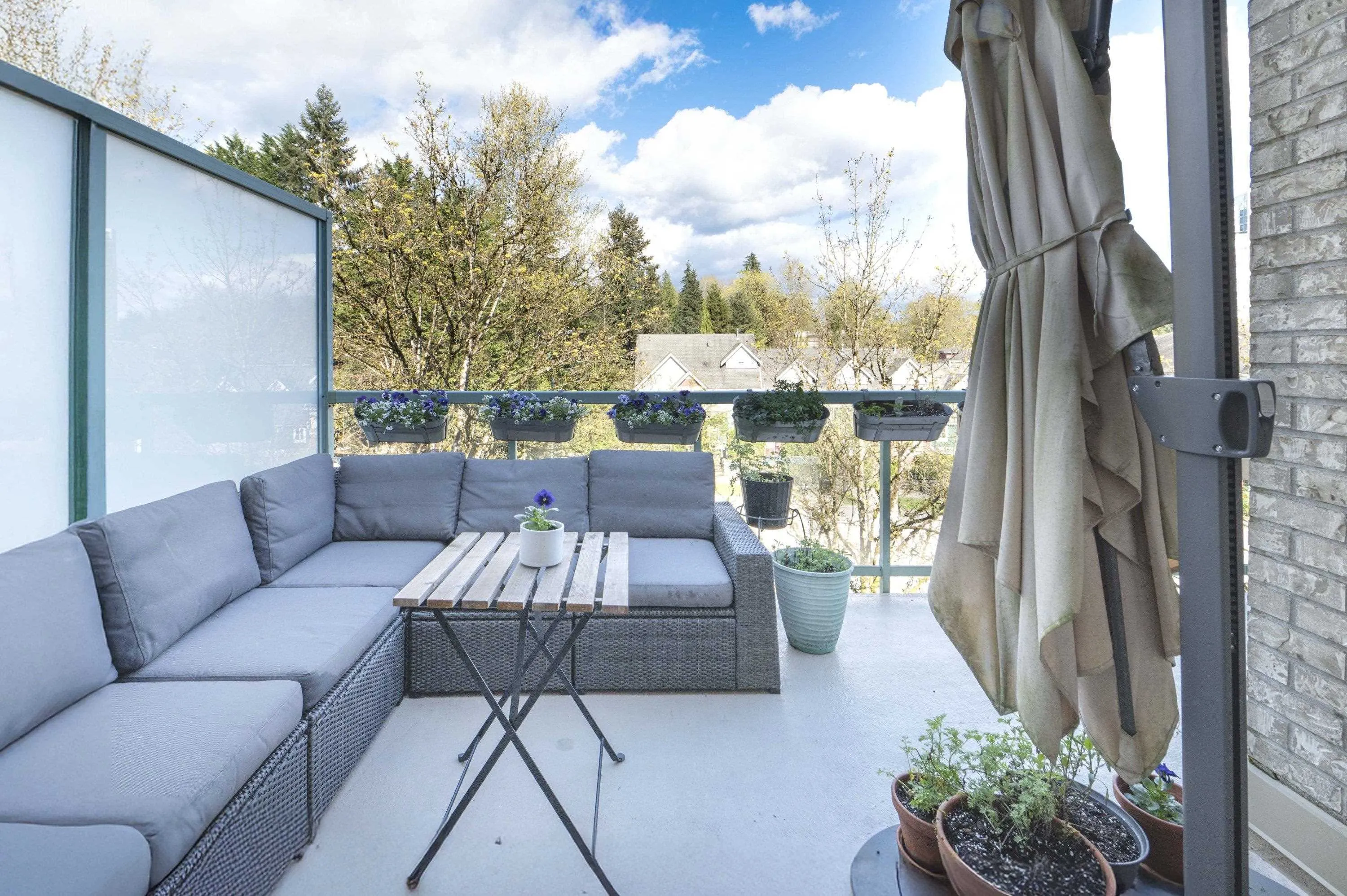 301 Maude Road #606
