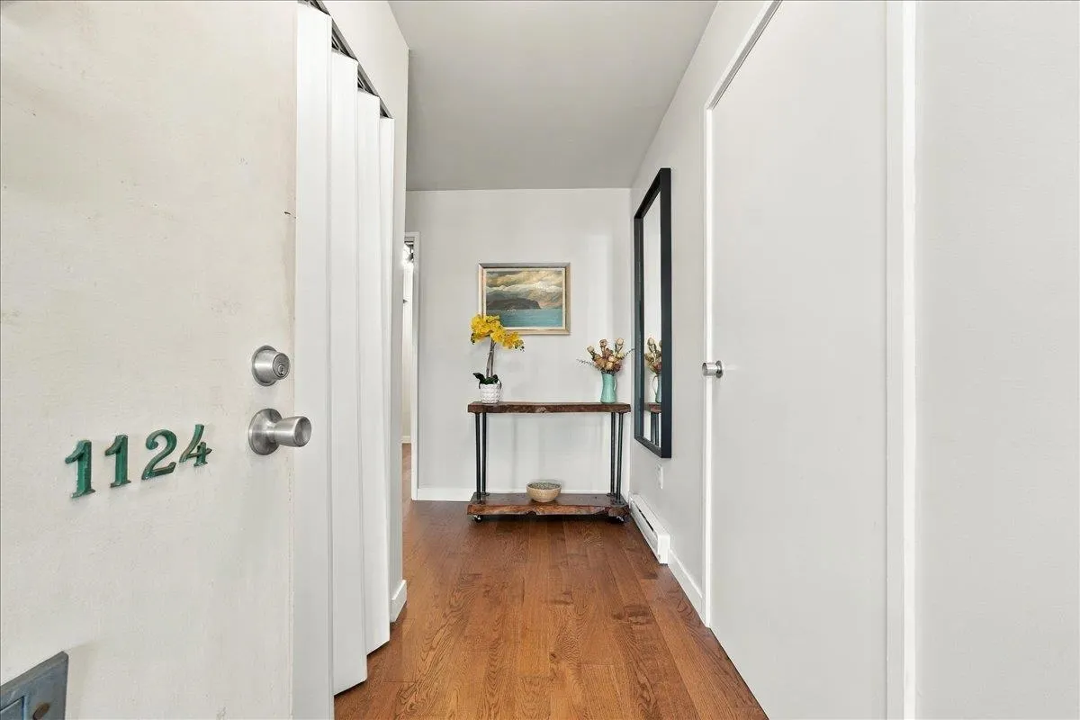 1124 Ironwork Passage