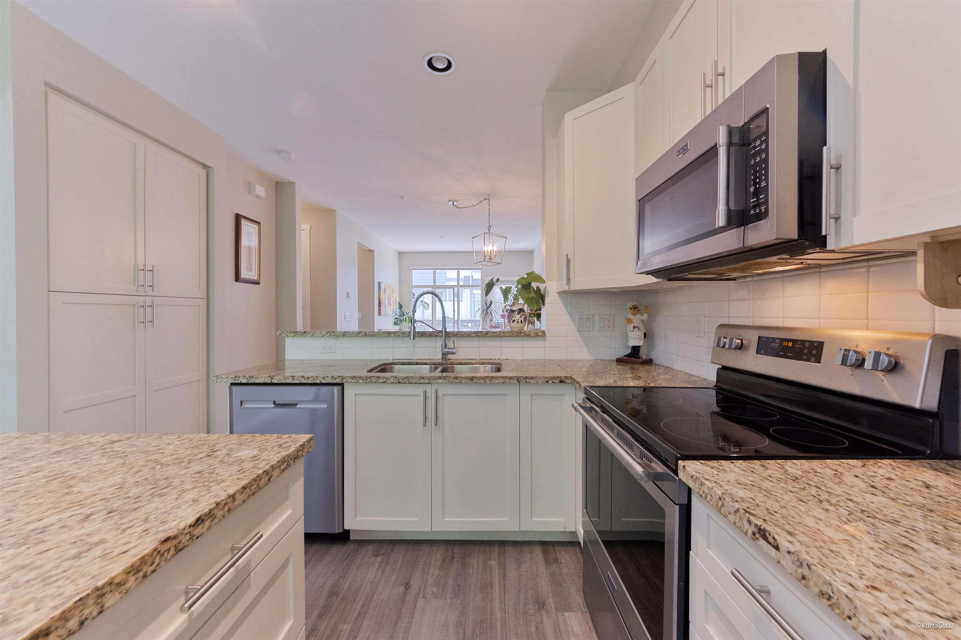 21661 88 Avenue #38