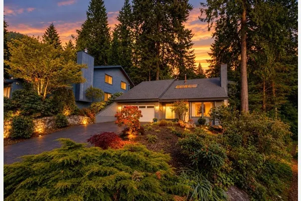5520 Huckleberry Lane