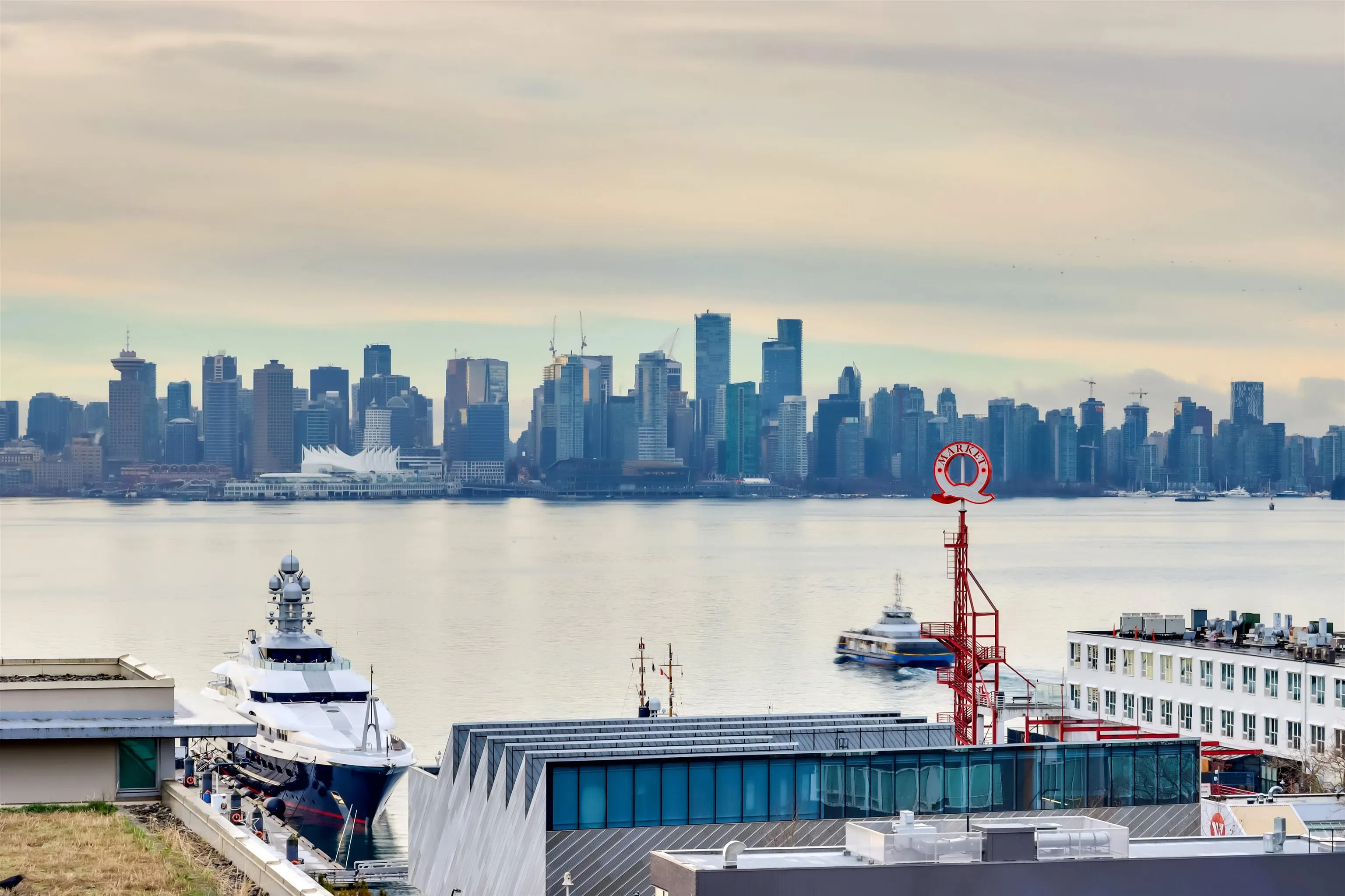 88 Lonsdale Avenue #5TH FLR