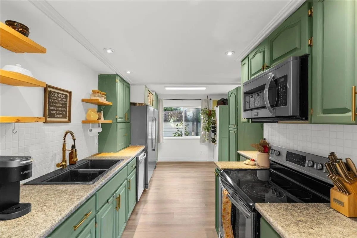 46689 First Avenue #13