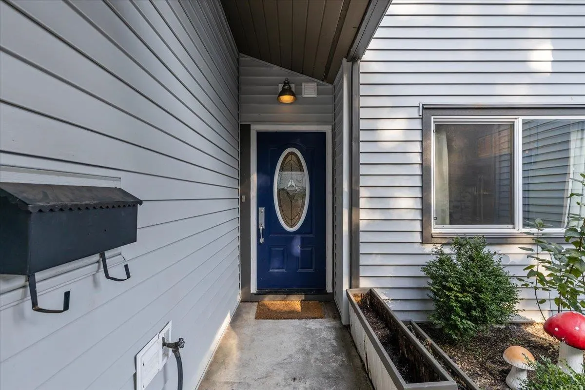 46689 First Avenue #13