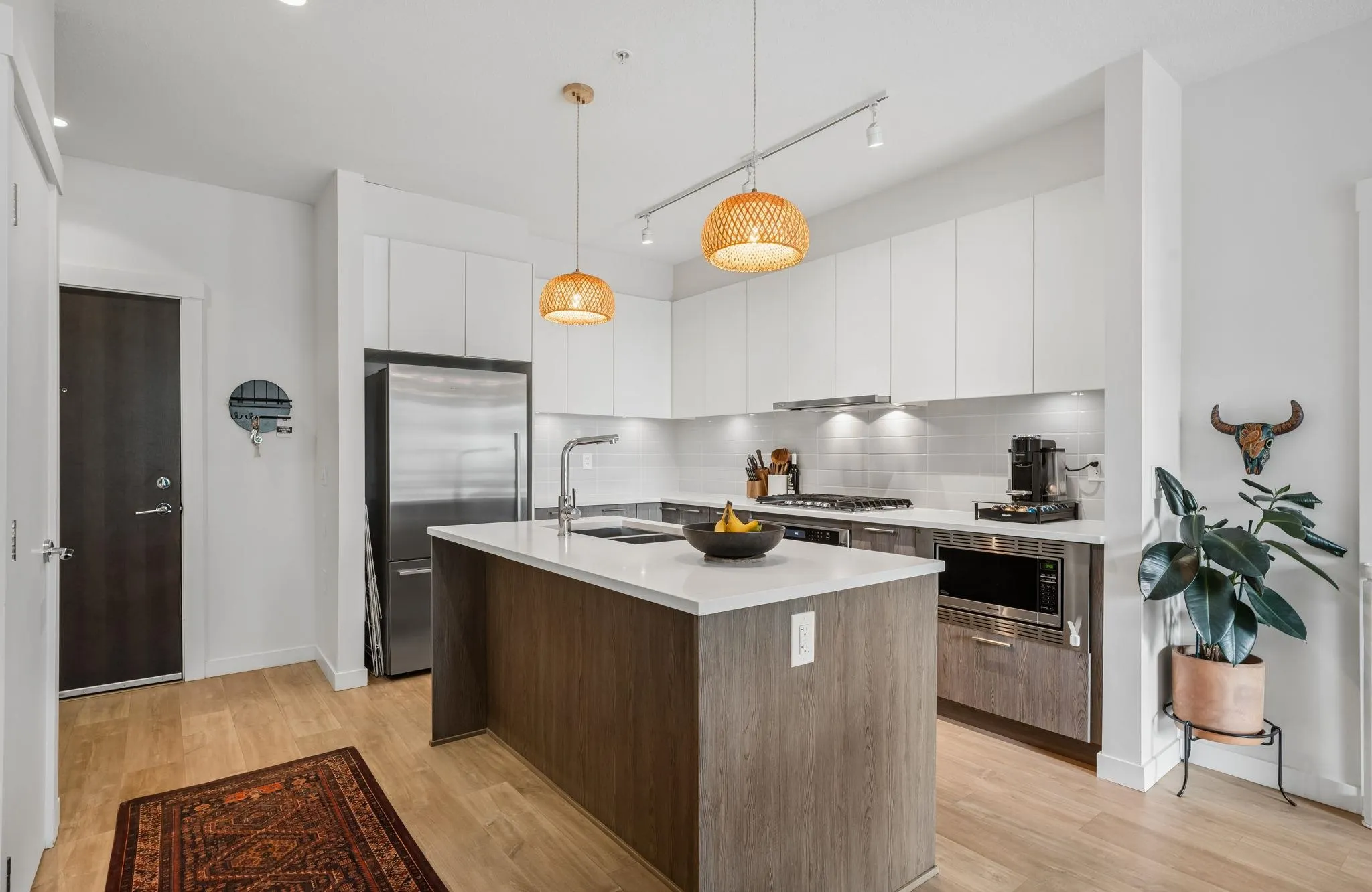 625 E 3rd Street #105