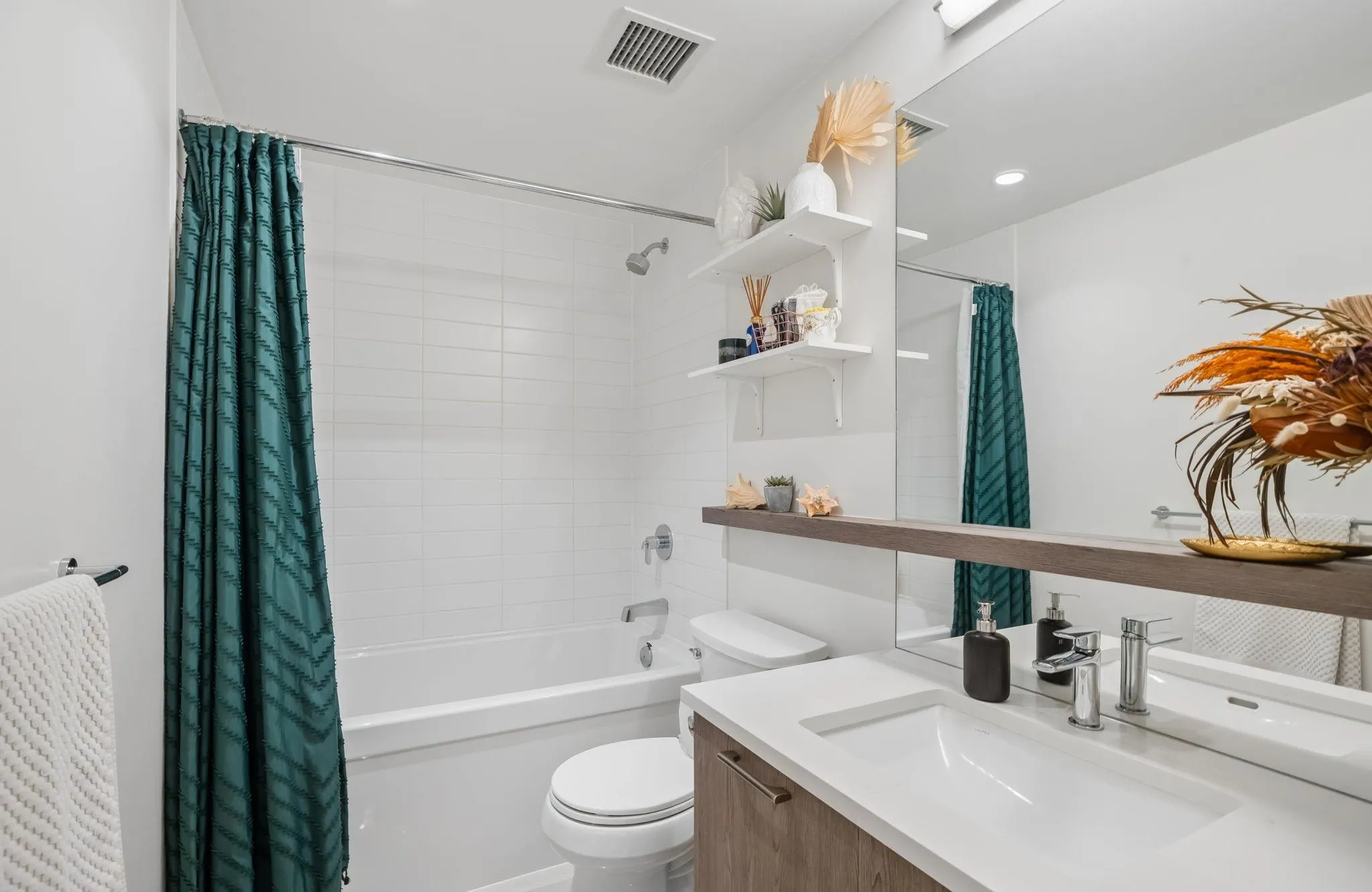 625 E 3rd Street #105
