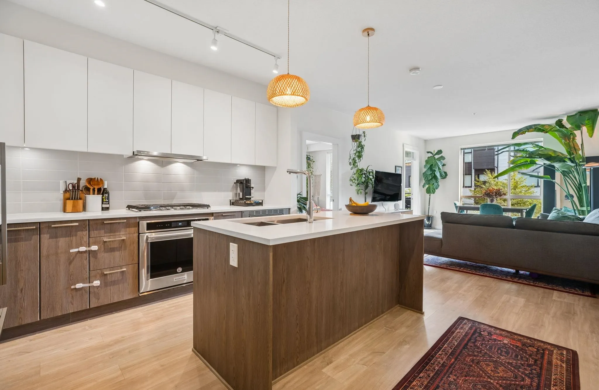 625 E 3rd Street #105