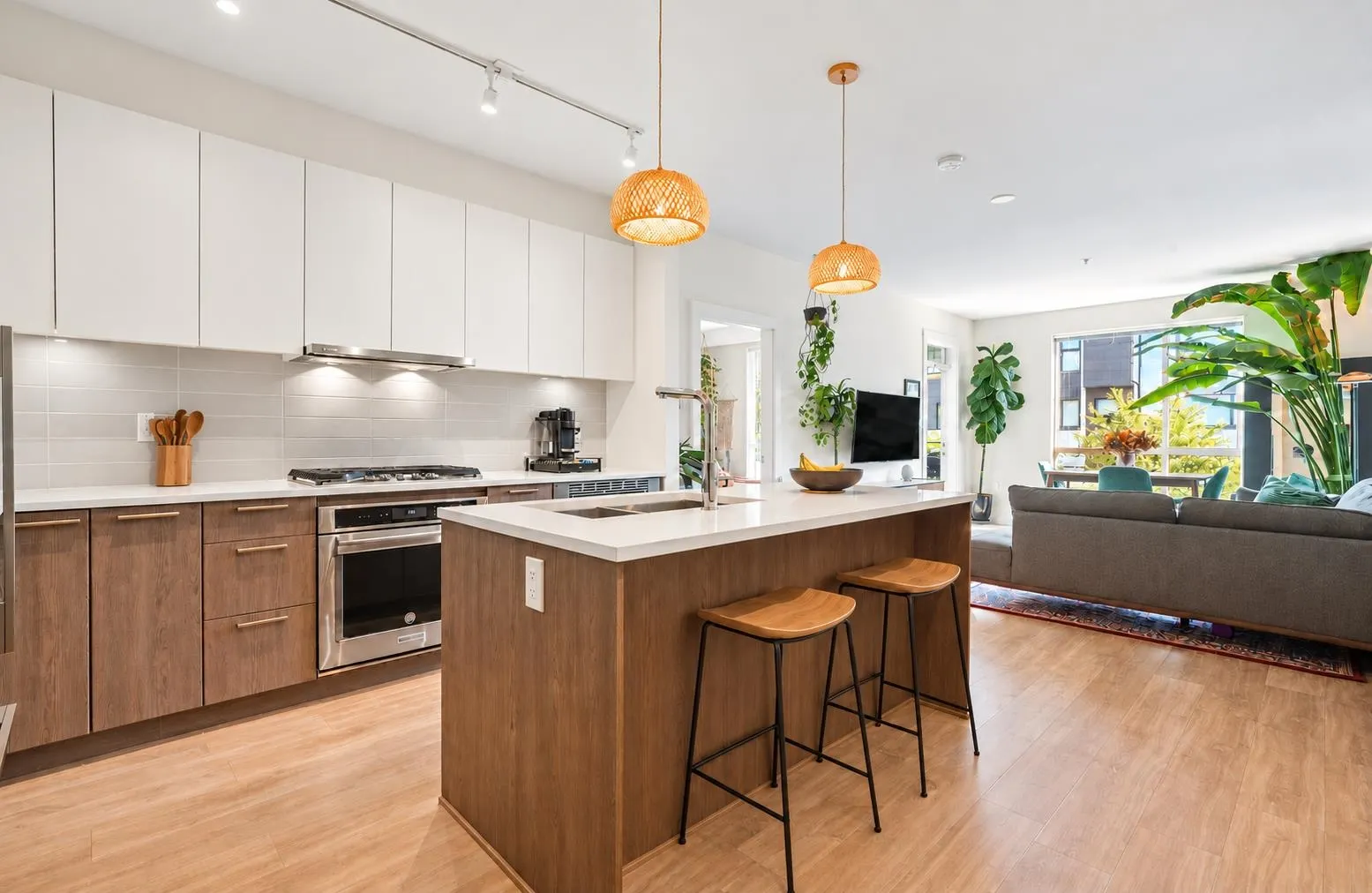 625 E 3rd Street #105