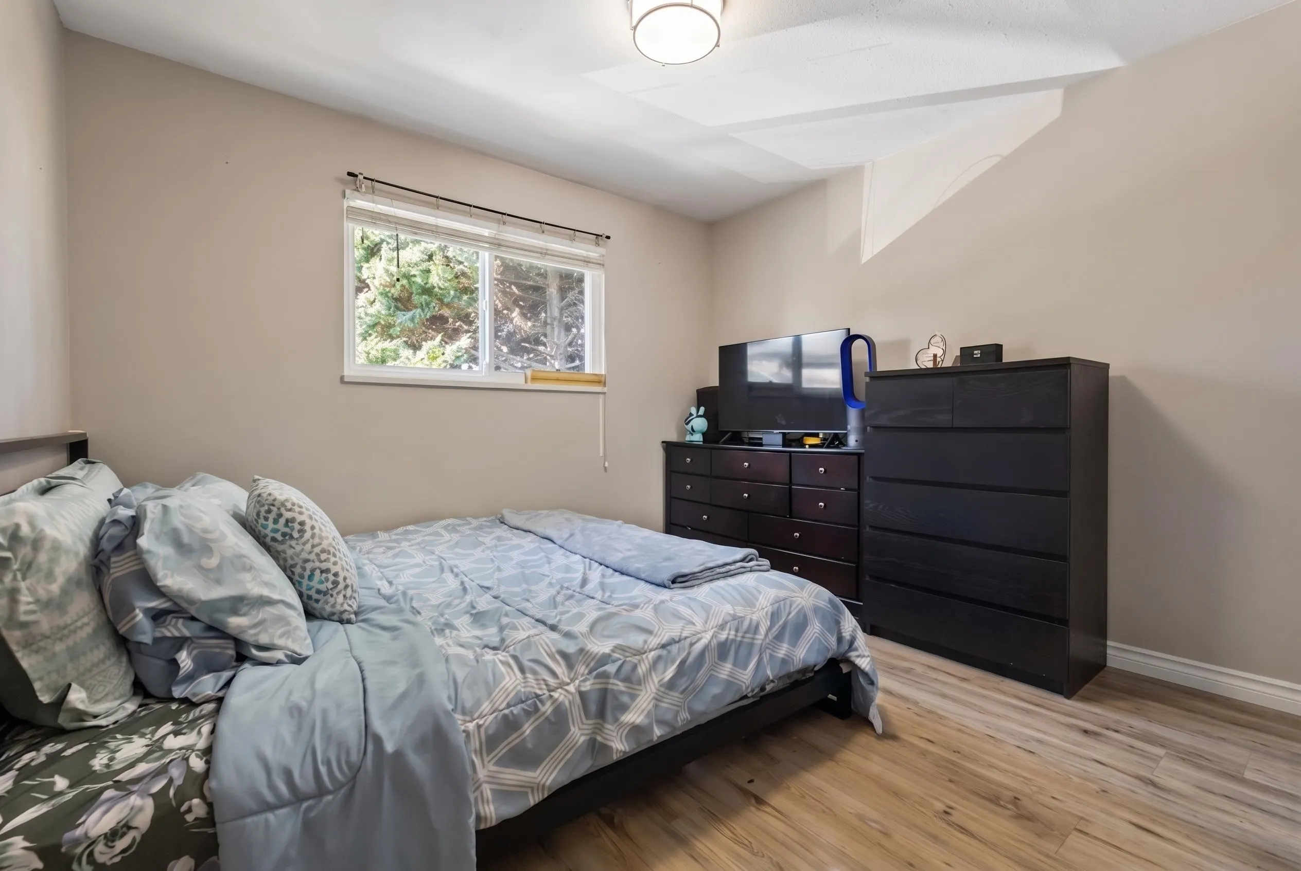 9511 160 Street