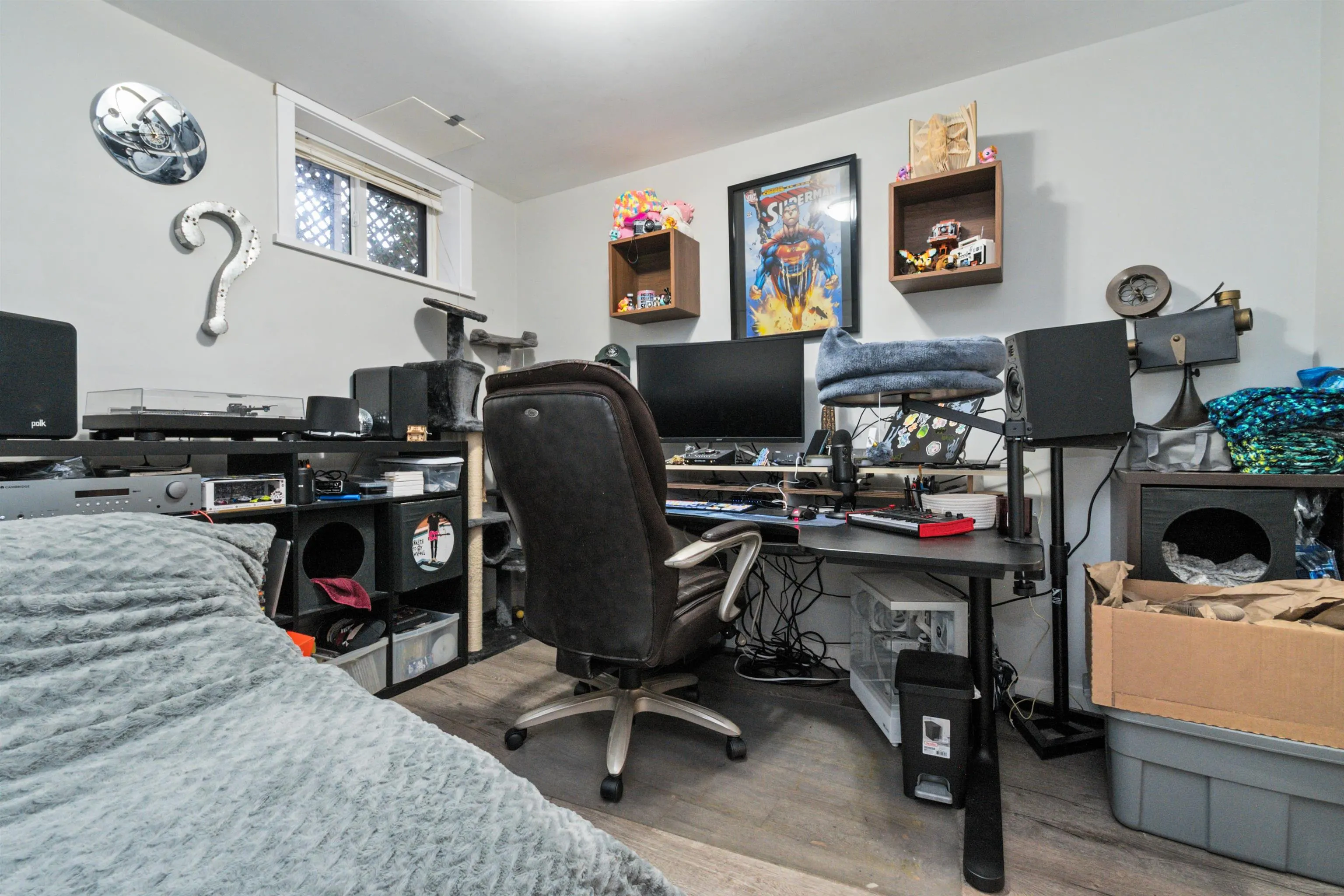 9542 Young Road