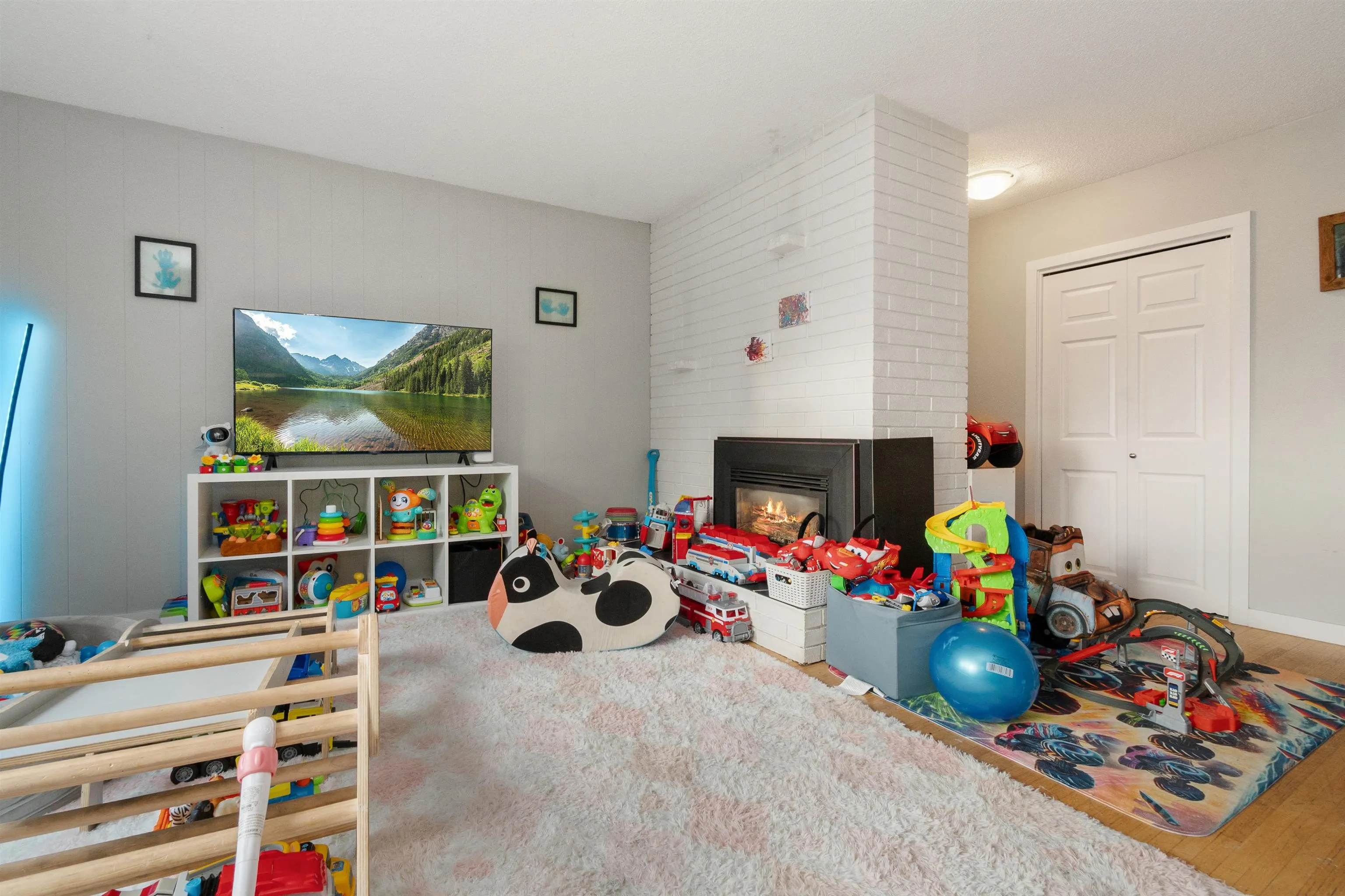 9542 Young Road