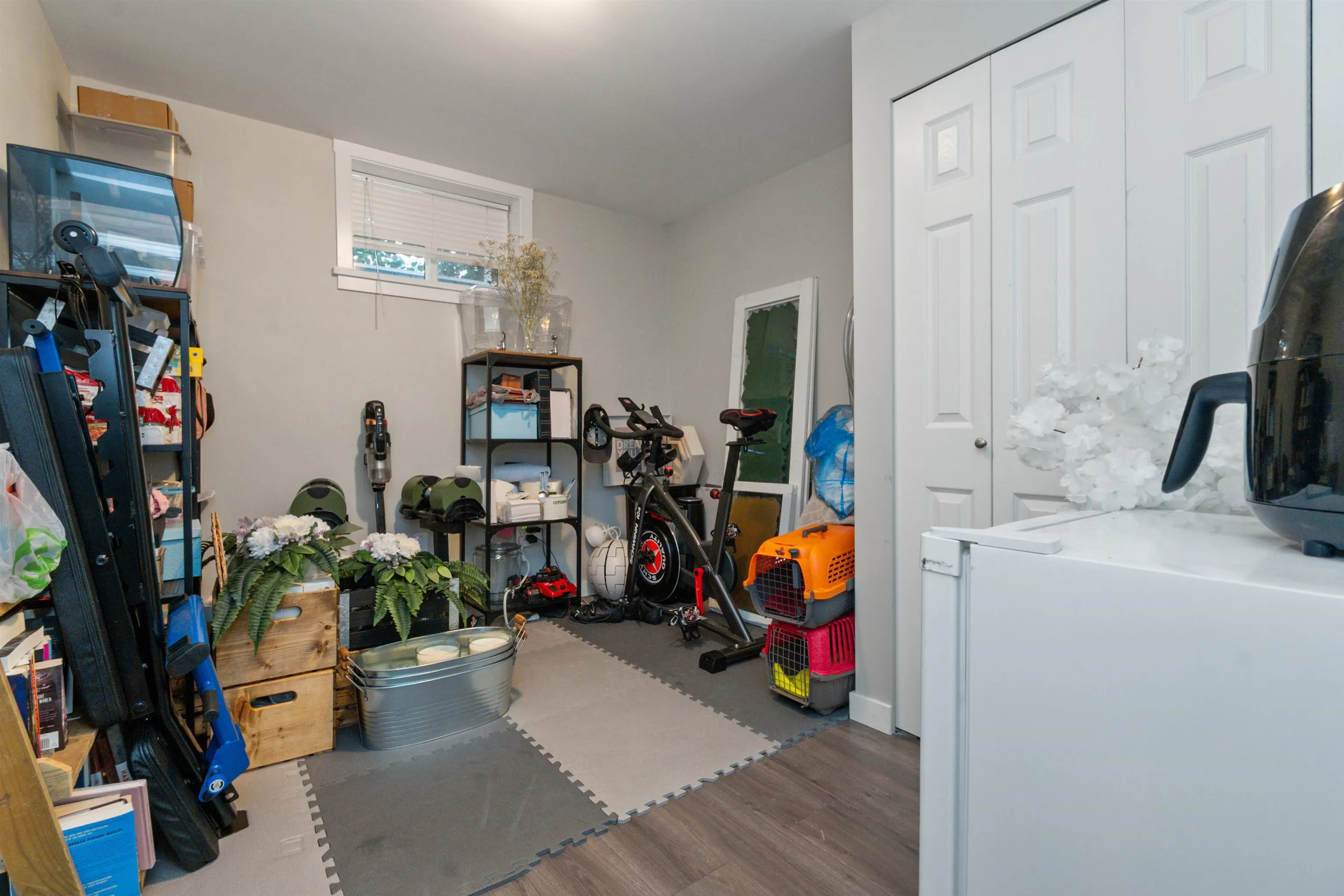 9542 Young Road