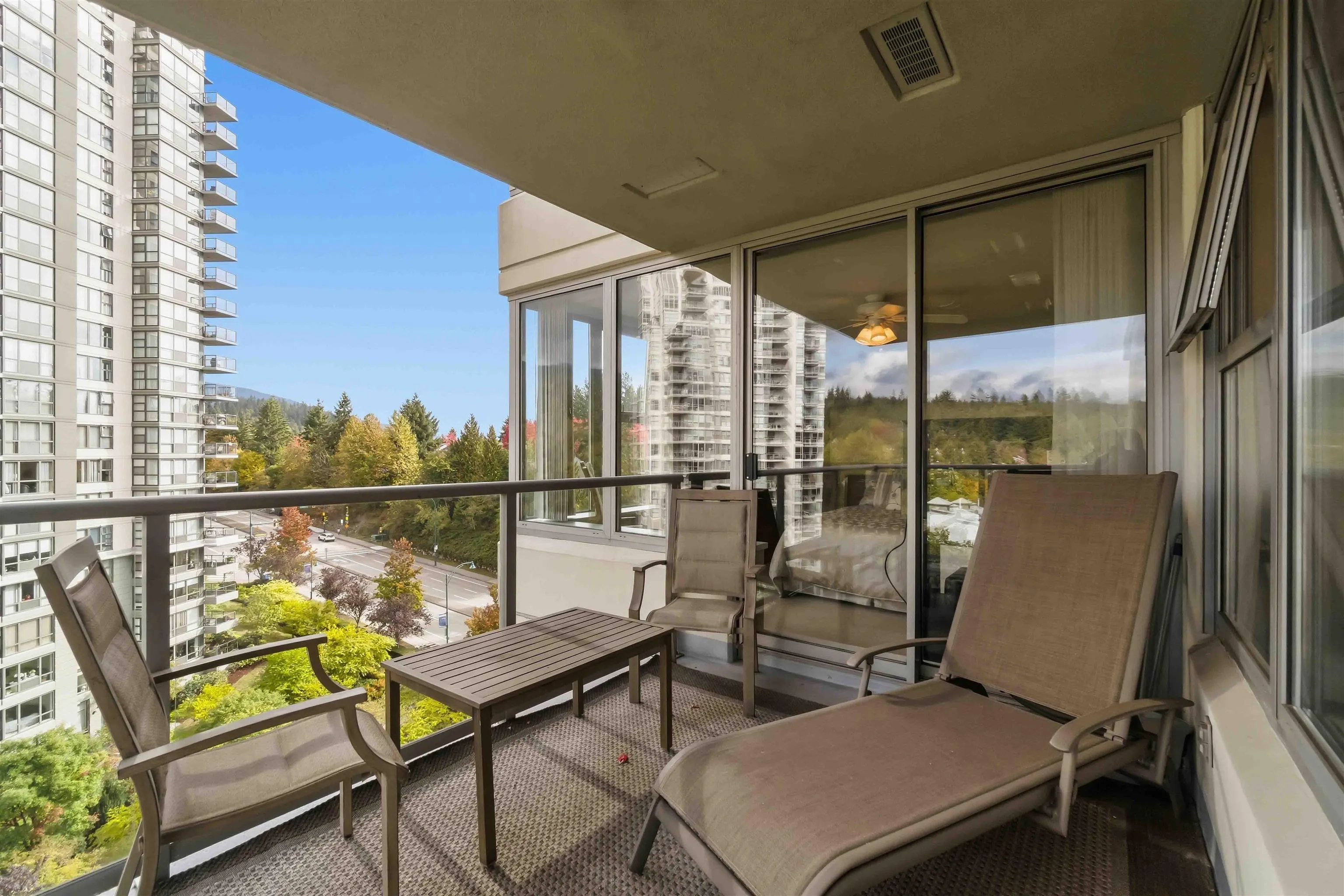 295 Guildford Way #1006