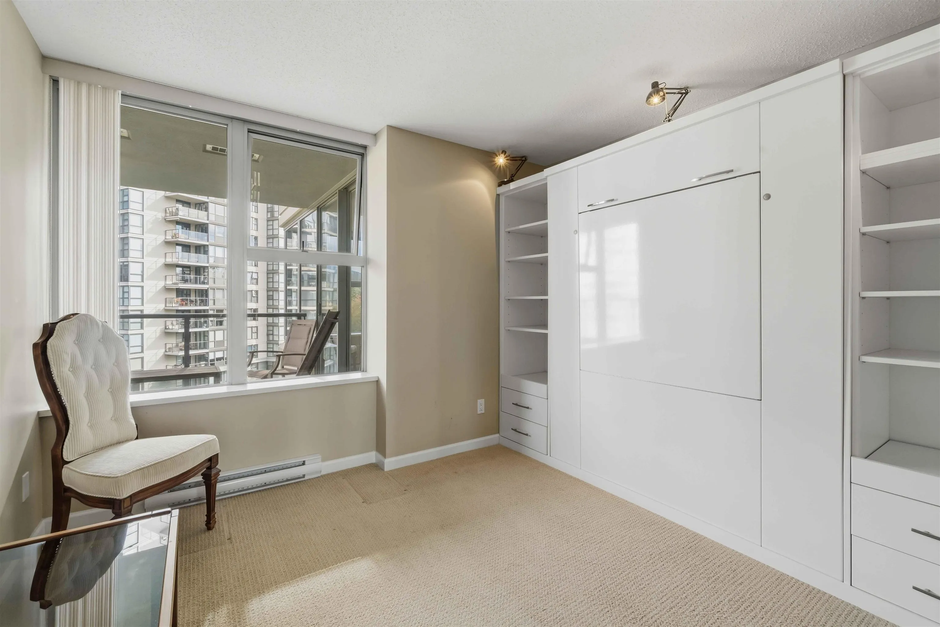 295 Guildford Way #1006