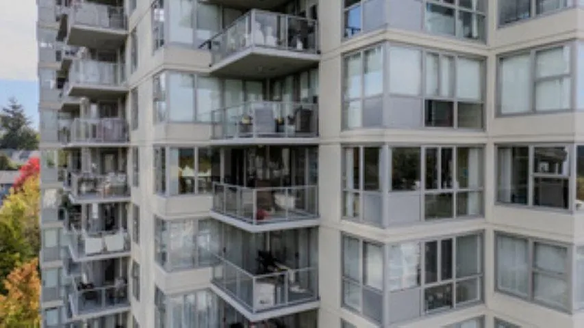 295 Guildford Way #1006