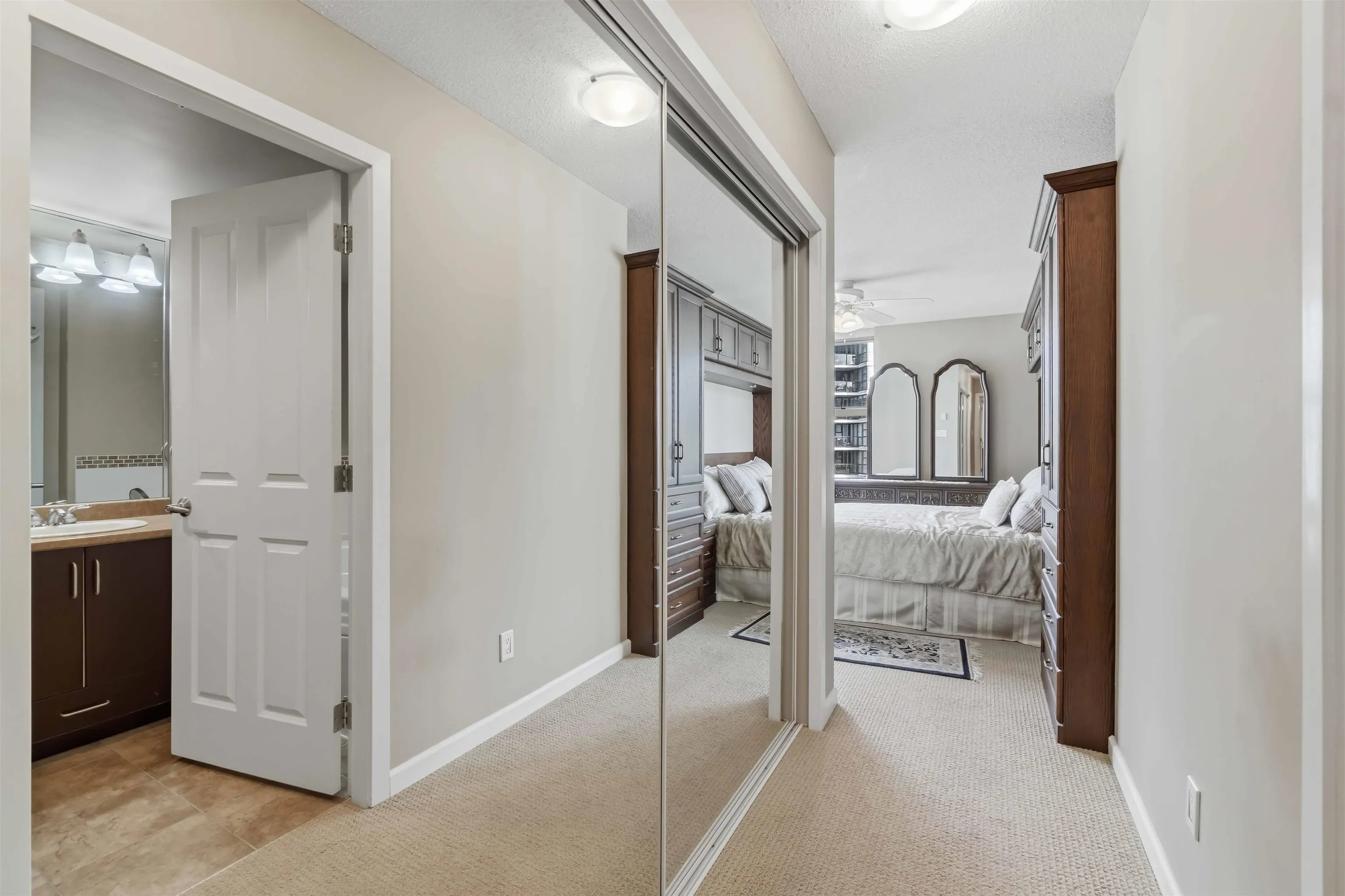 295 Guildford Way #1006