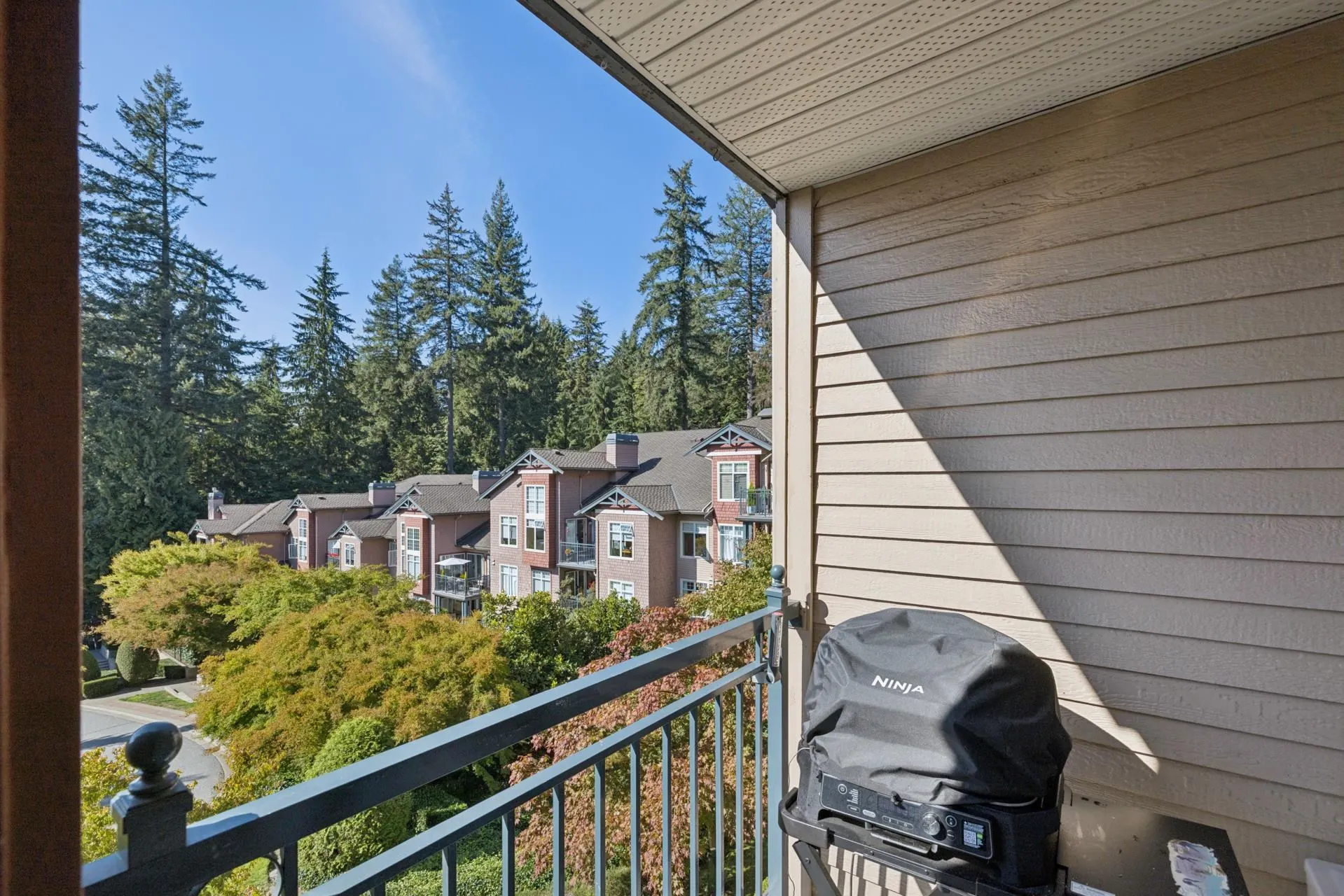 1140 Strathaven Drive #201