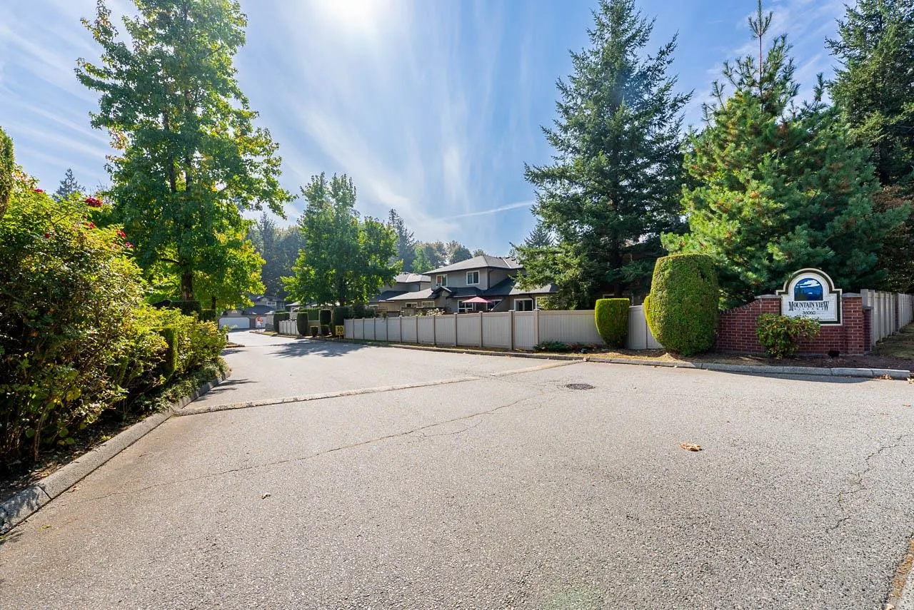 36060 Old Yale Road #9