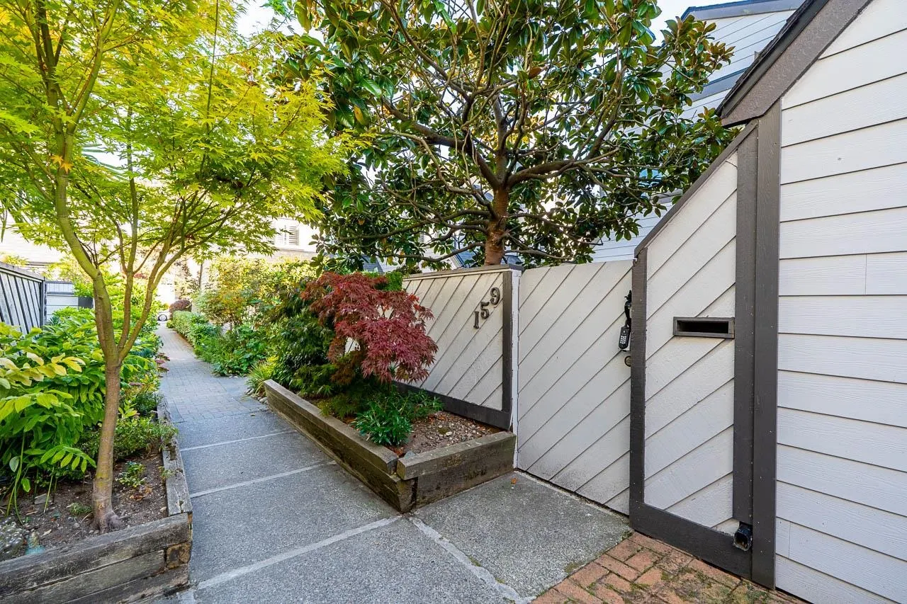 5421 10th Avenue #159