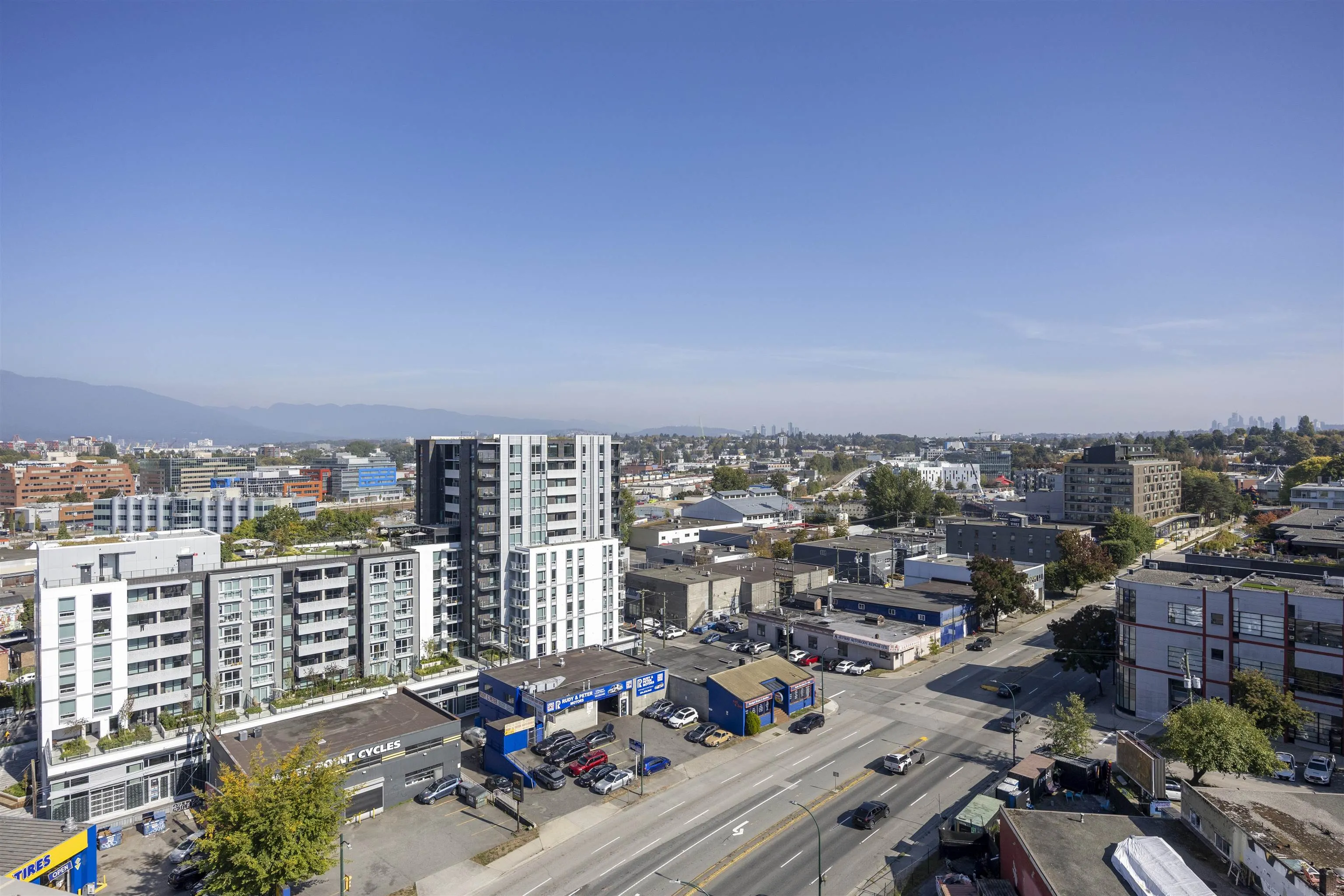 180 E 2nd Avenue #605