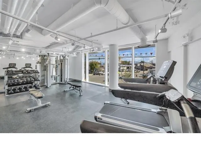 180 E 2nd Avenue #605