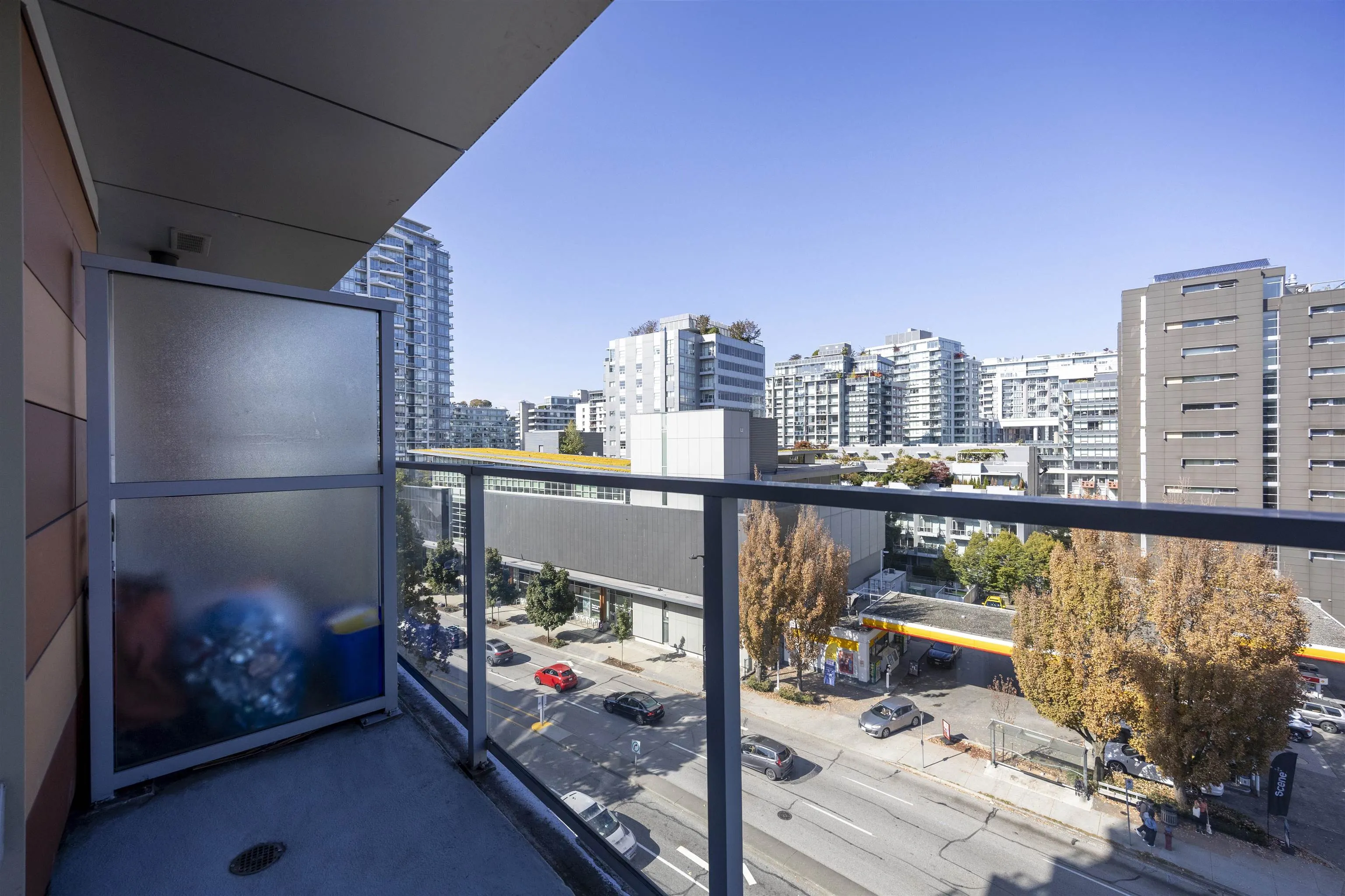 180 E 2nd Avenue #605