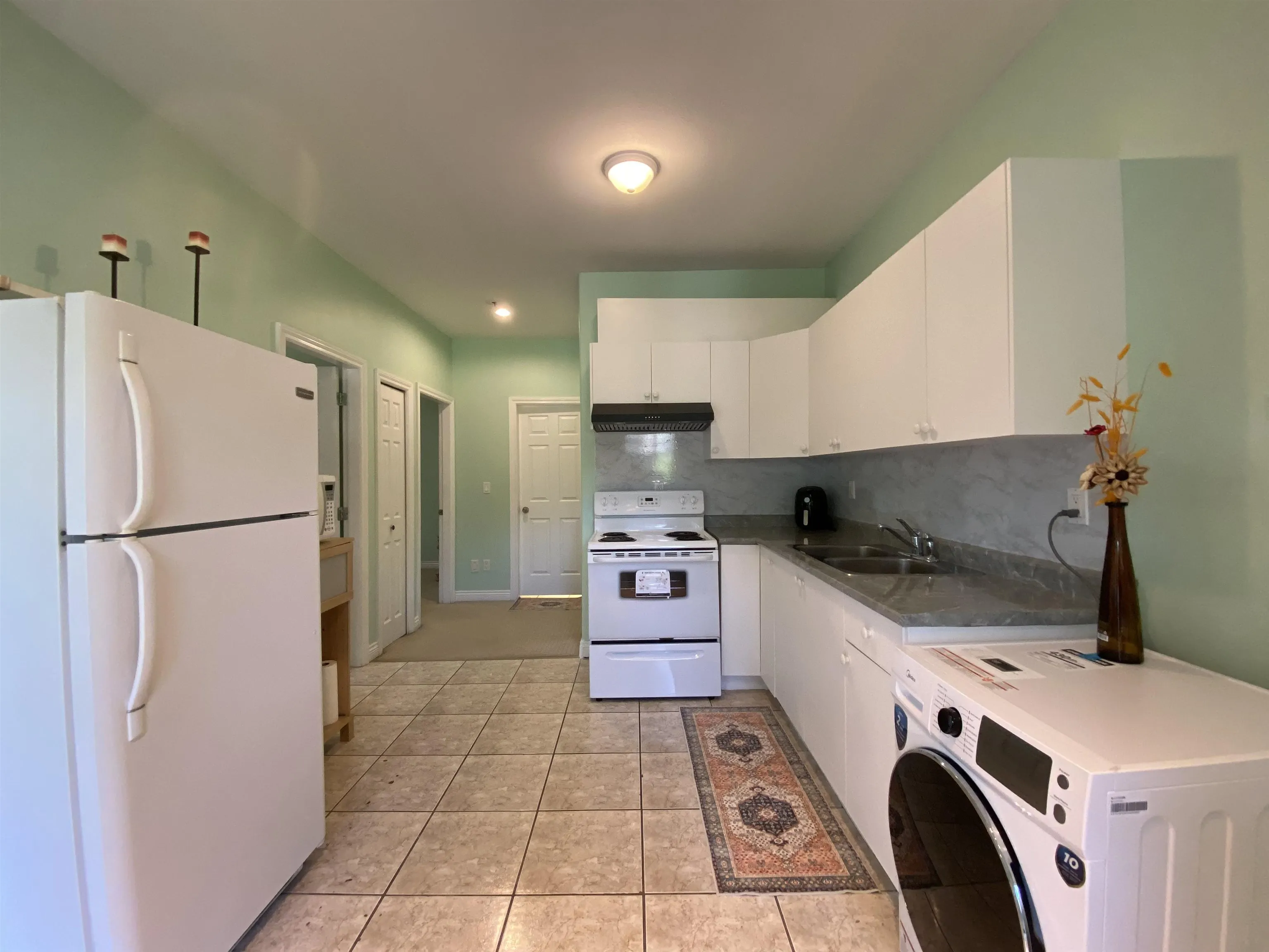 6000 Rumble Street #Garden Suite