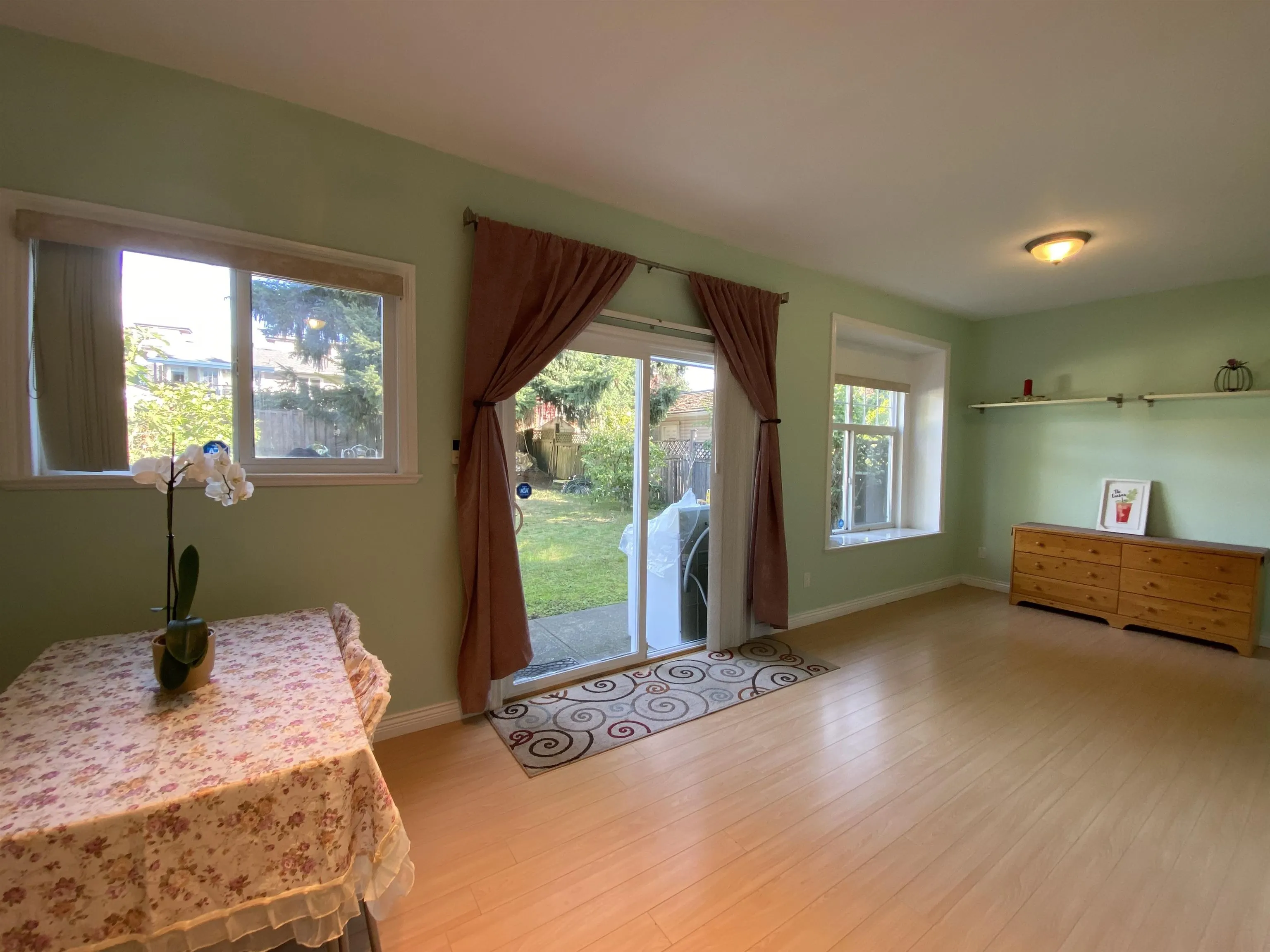 6000 Rumble Street #Garden Suite