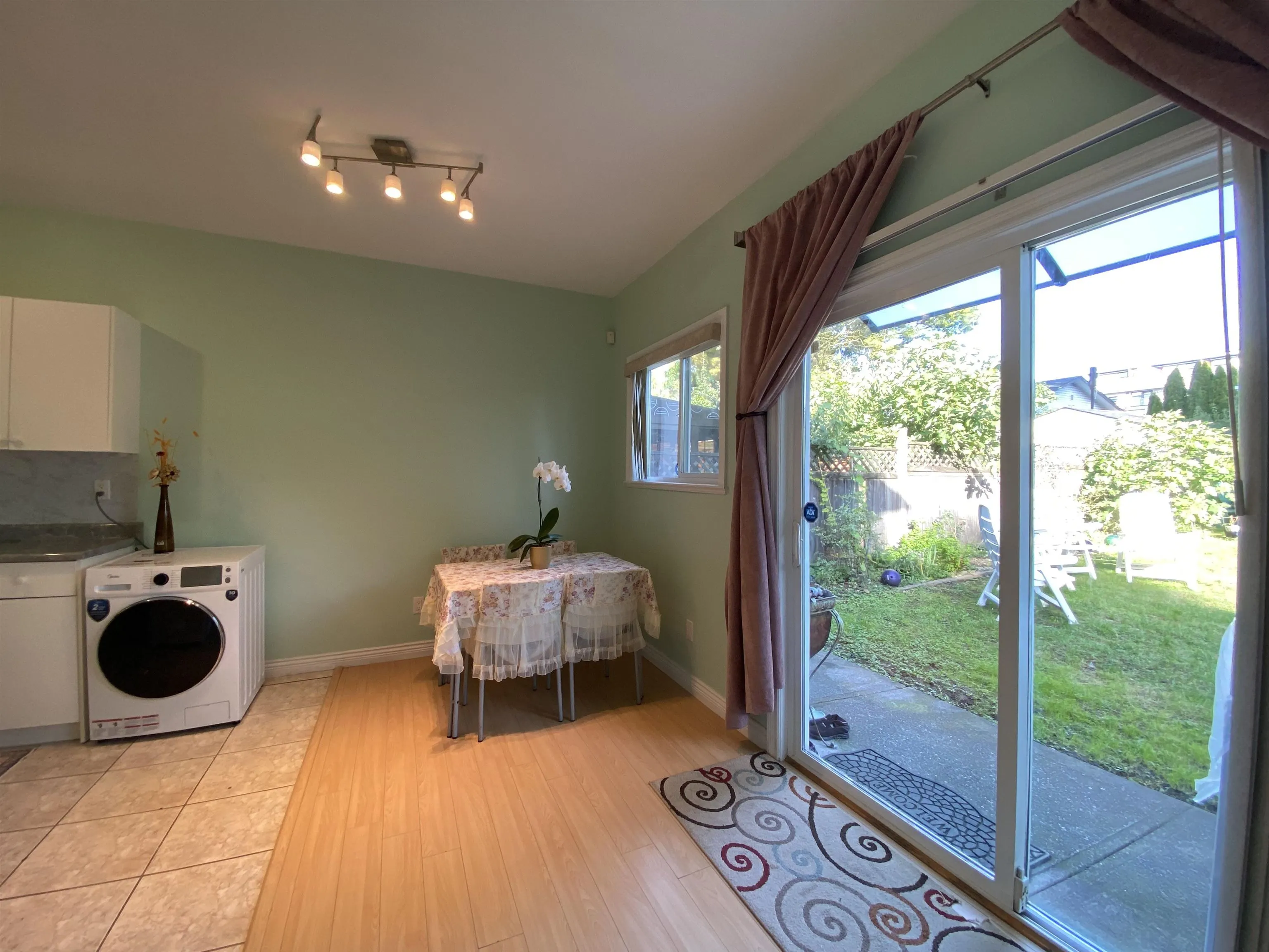 6000 Rumble Street #Garden Suite
