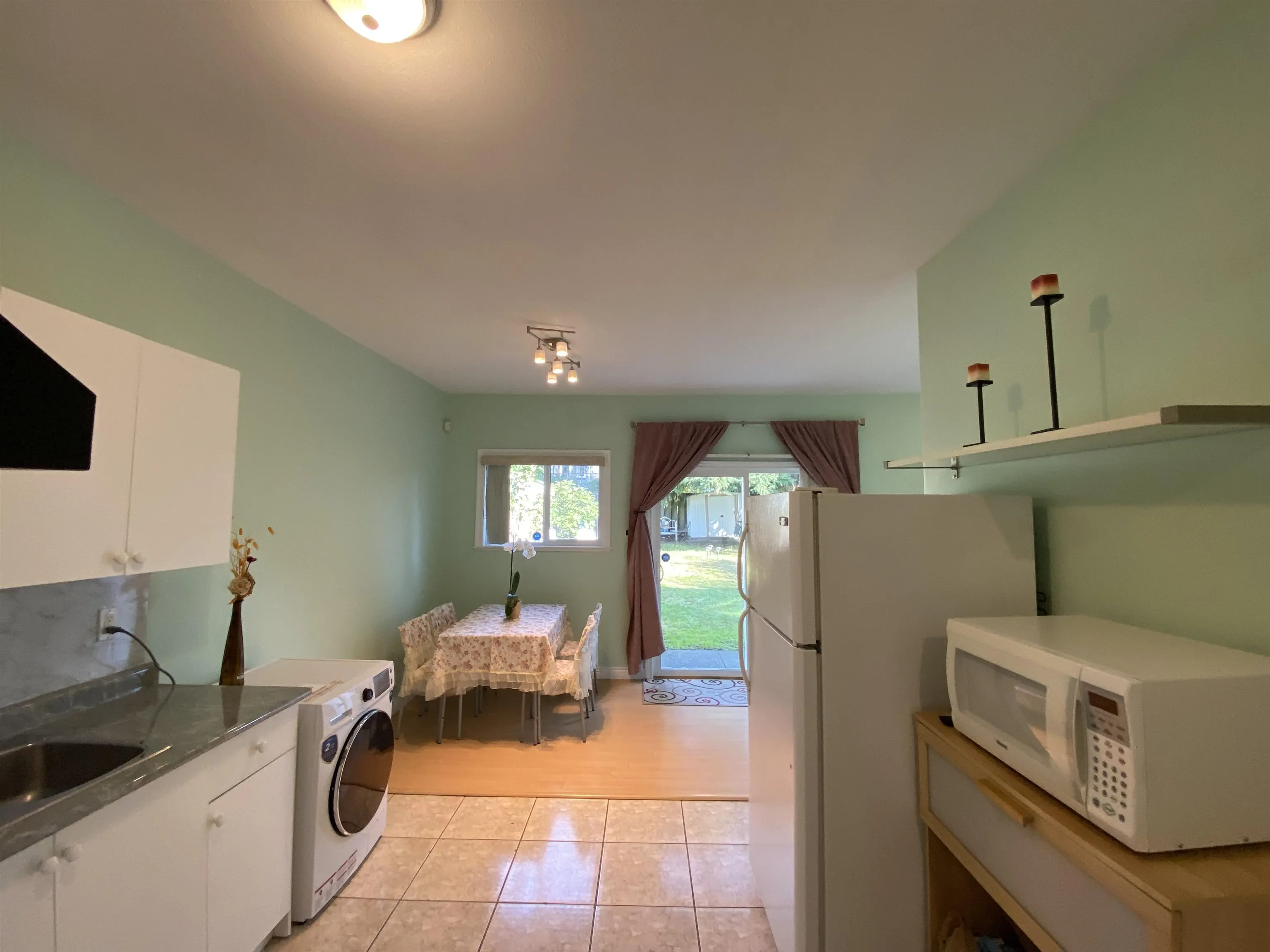 6000 Rumble Street #Garden Suite