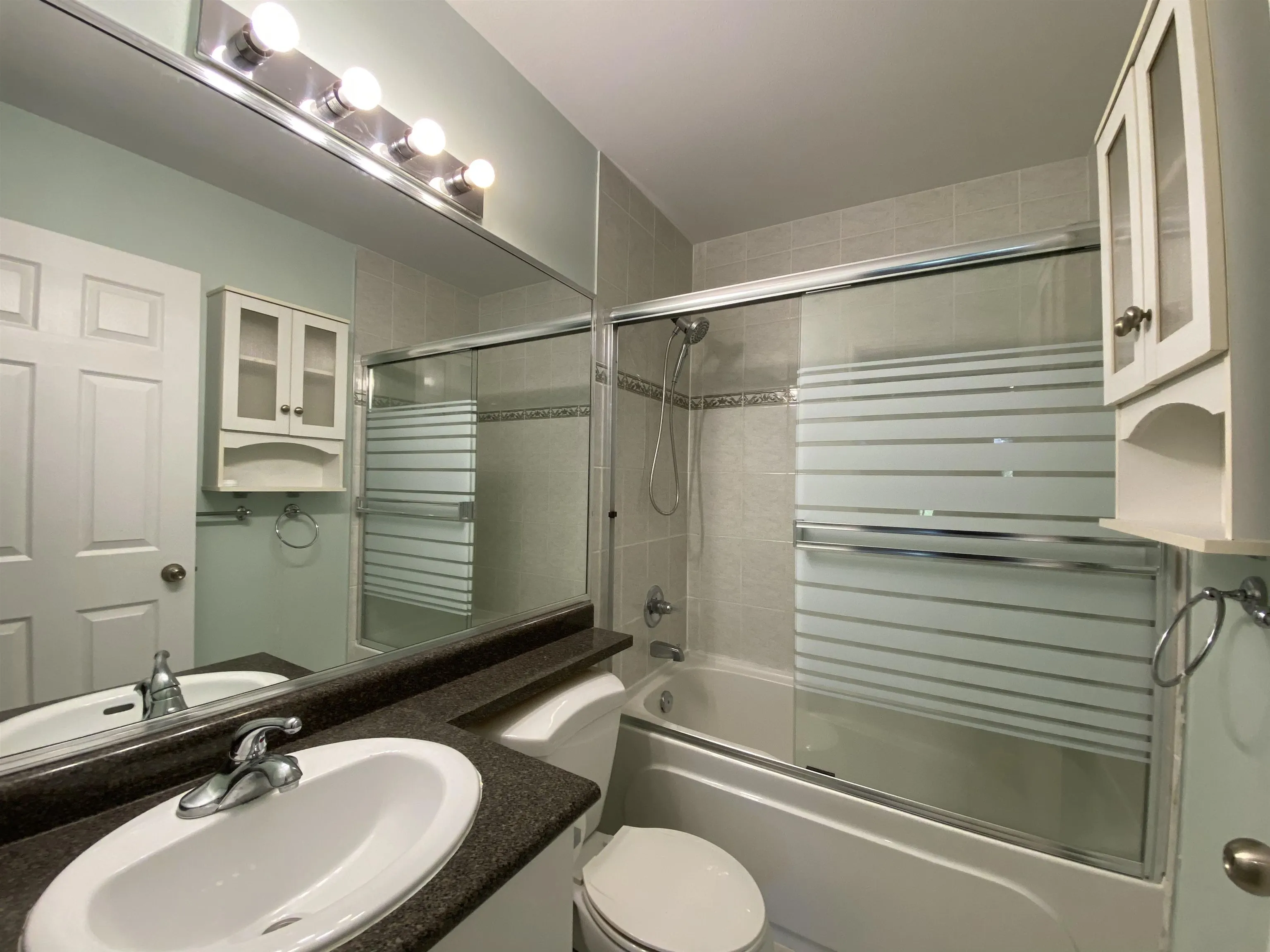 6000 Rumble Street #Garden Suite