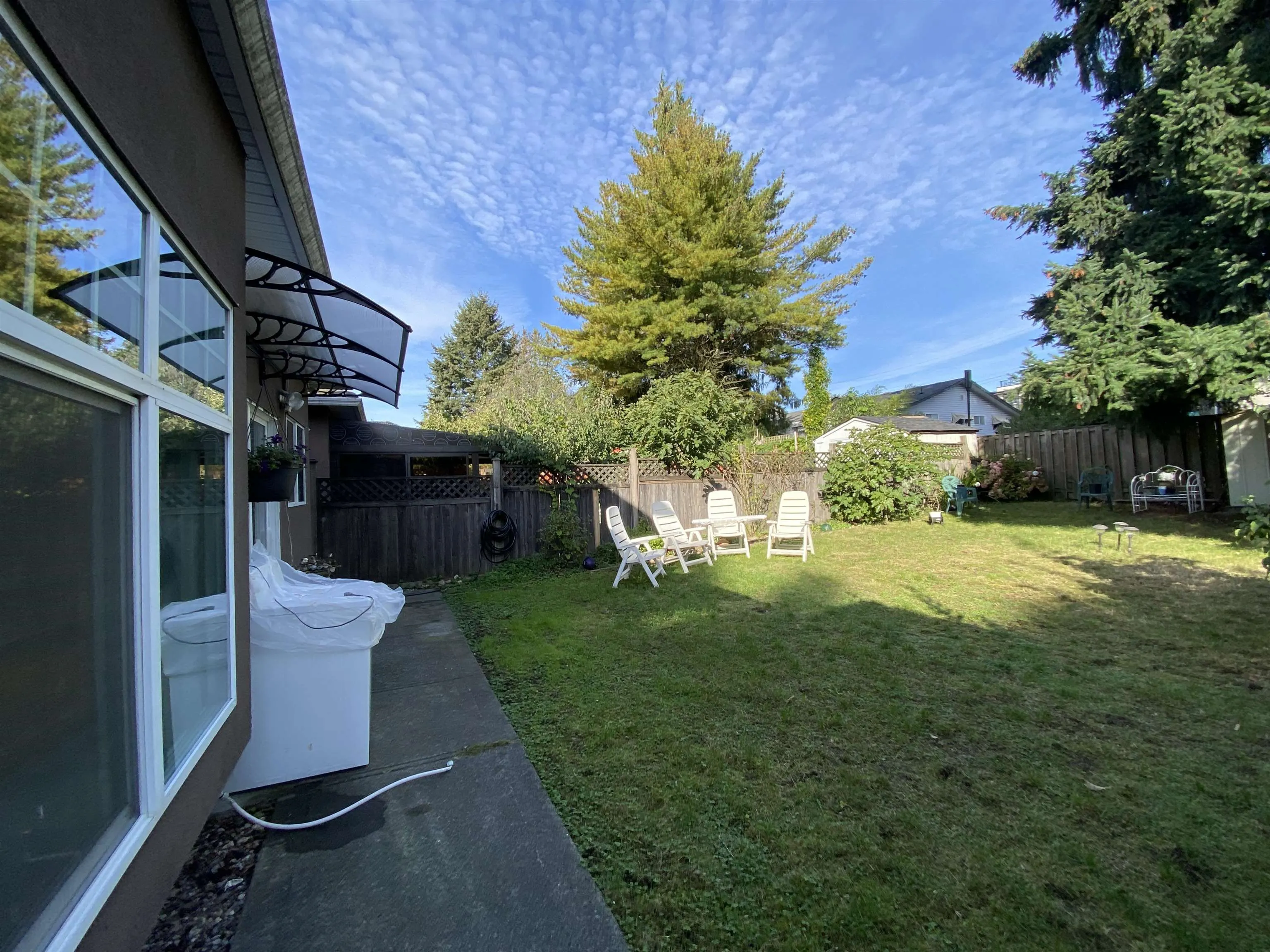 6000 Rumble Street #Garden Suite
