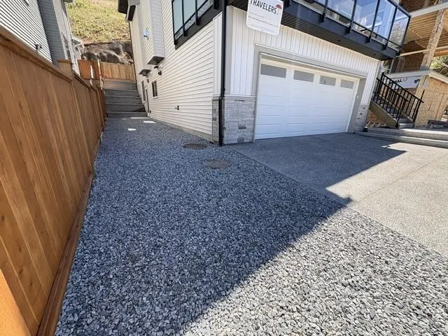24850 106 Avenue #16