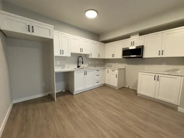 24850 106 Avenue #16