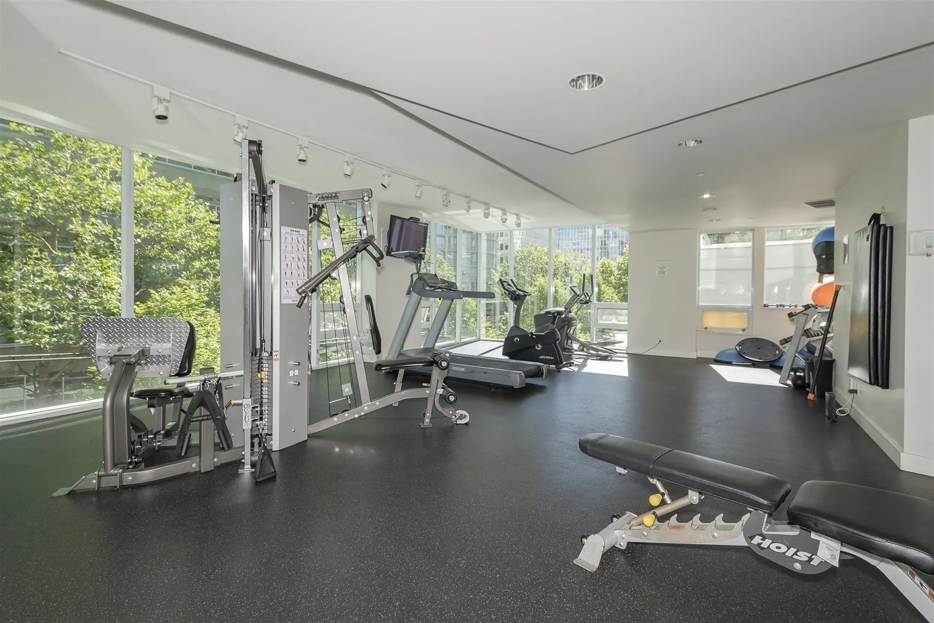 1277 Melville Street #2701