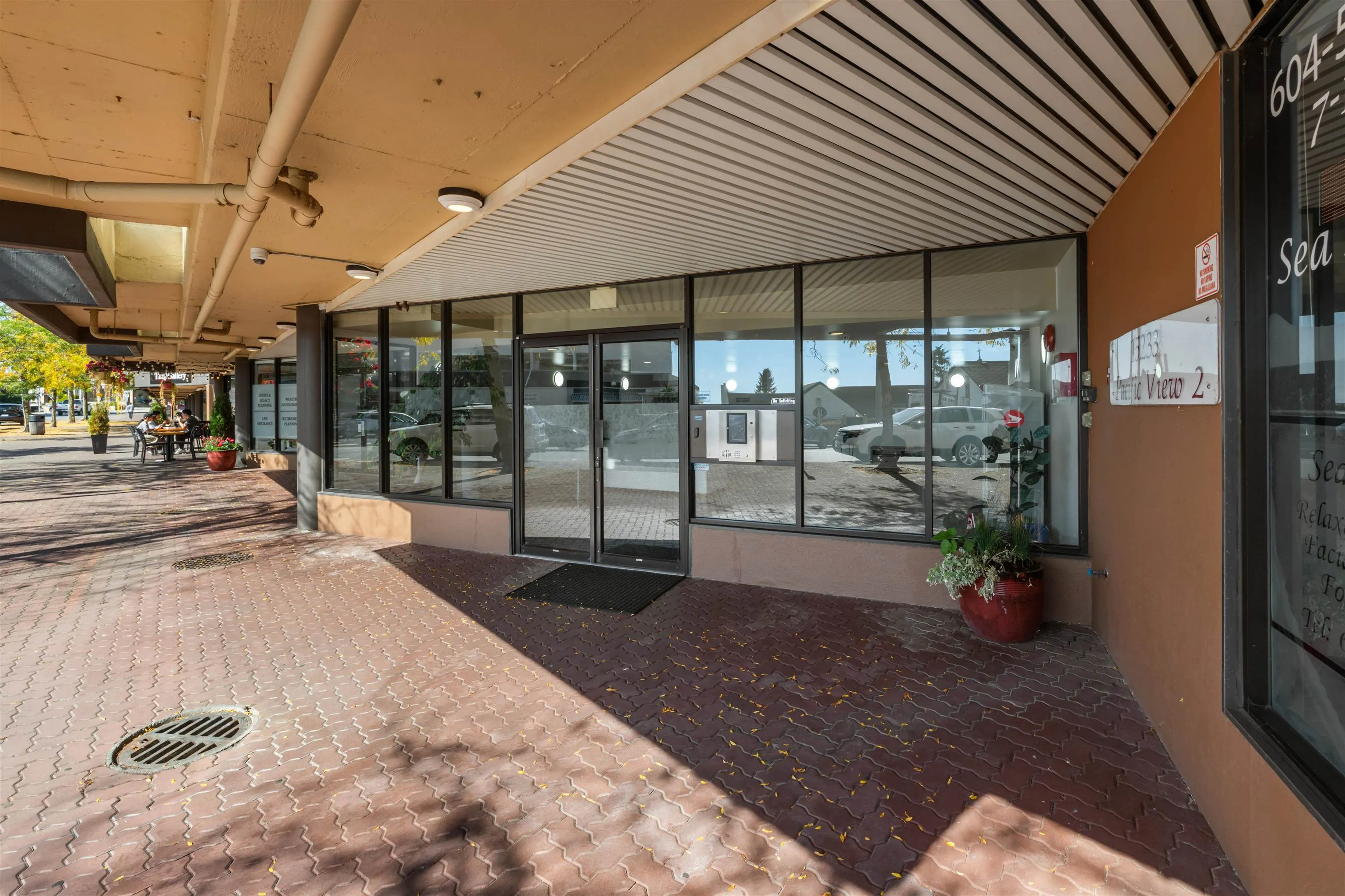 15233 Pacific Avenue #306