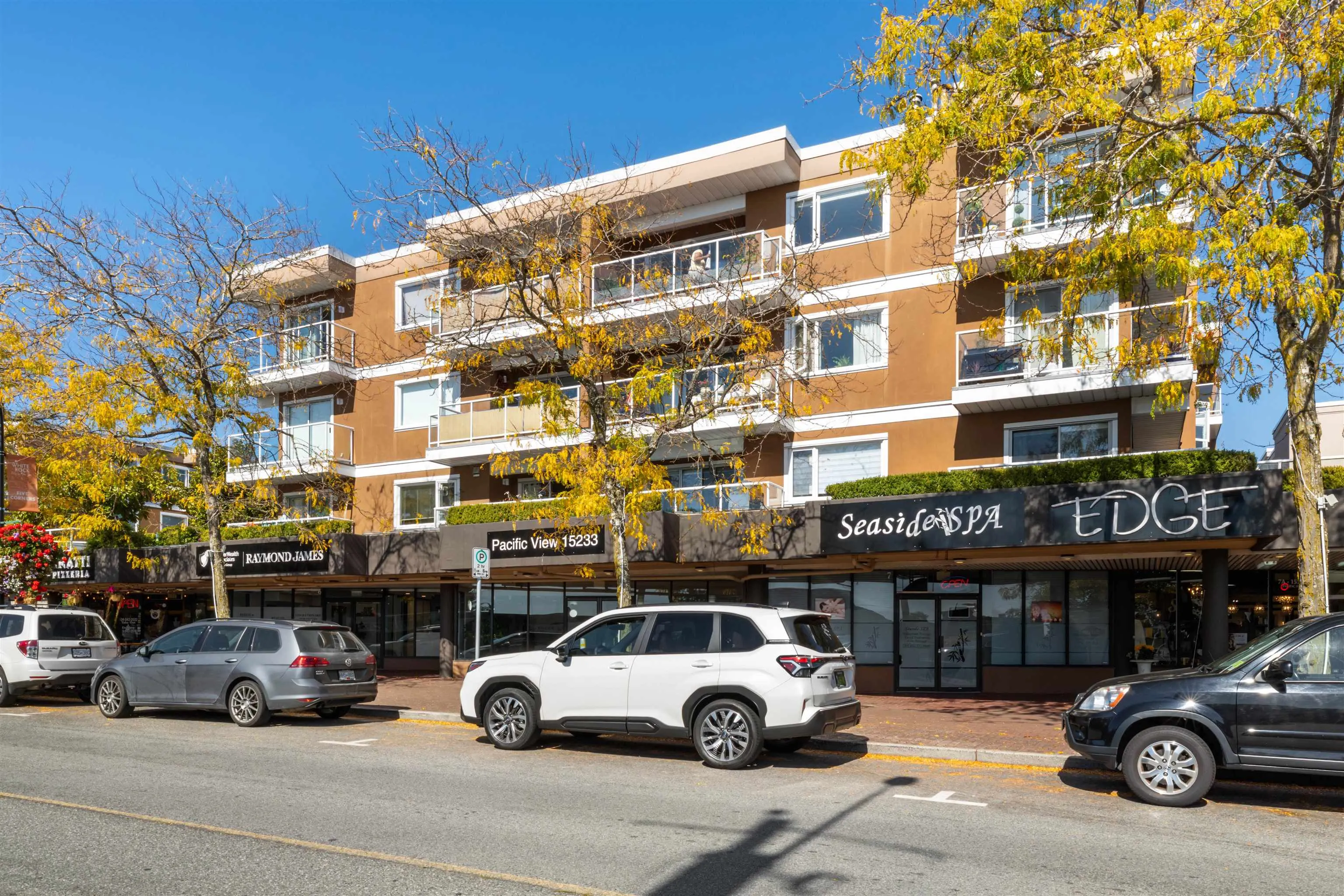 15233 Pacific Avenue #306