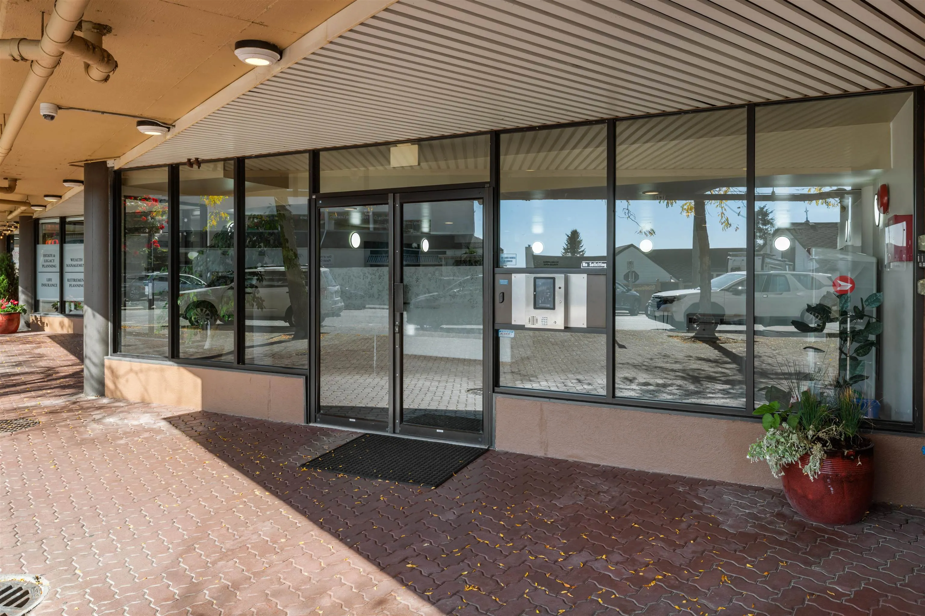 15233 Pacific Avenue #306