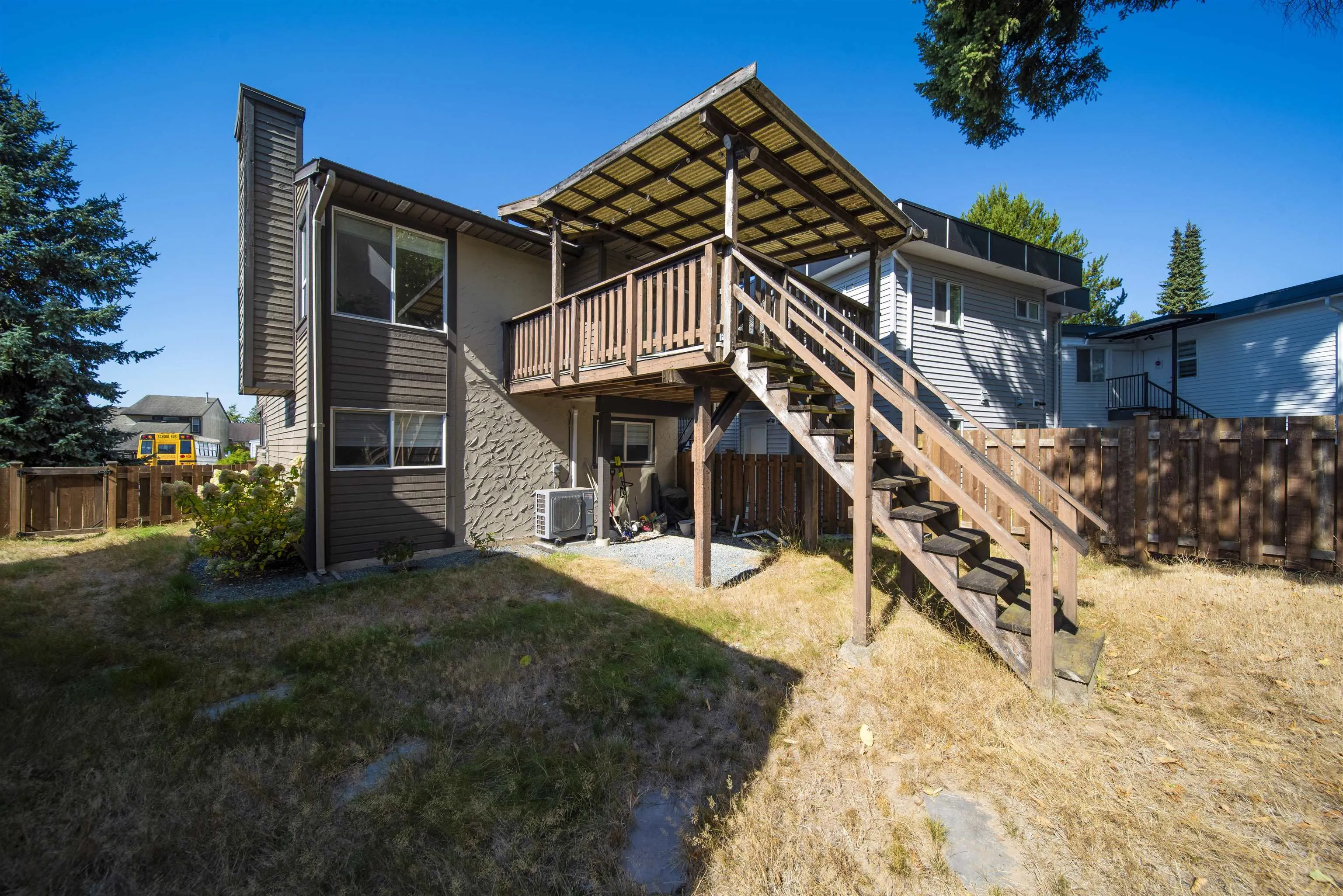 7674 125 Street