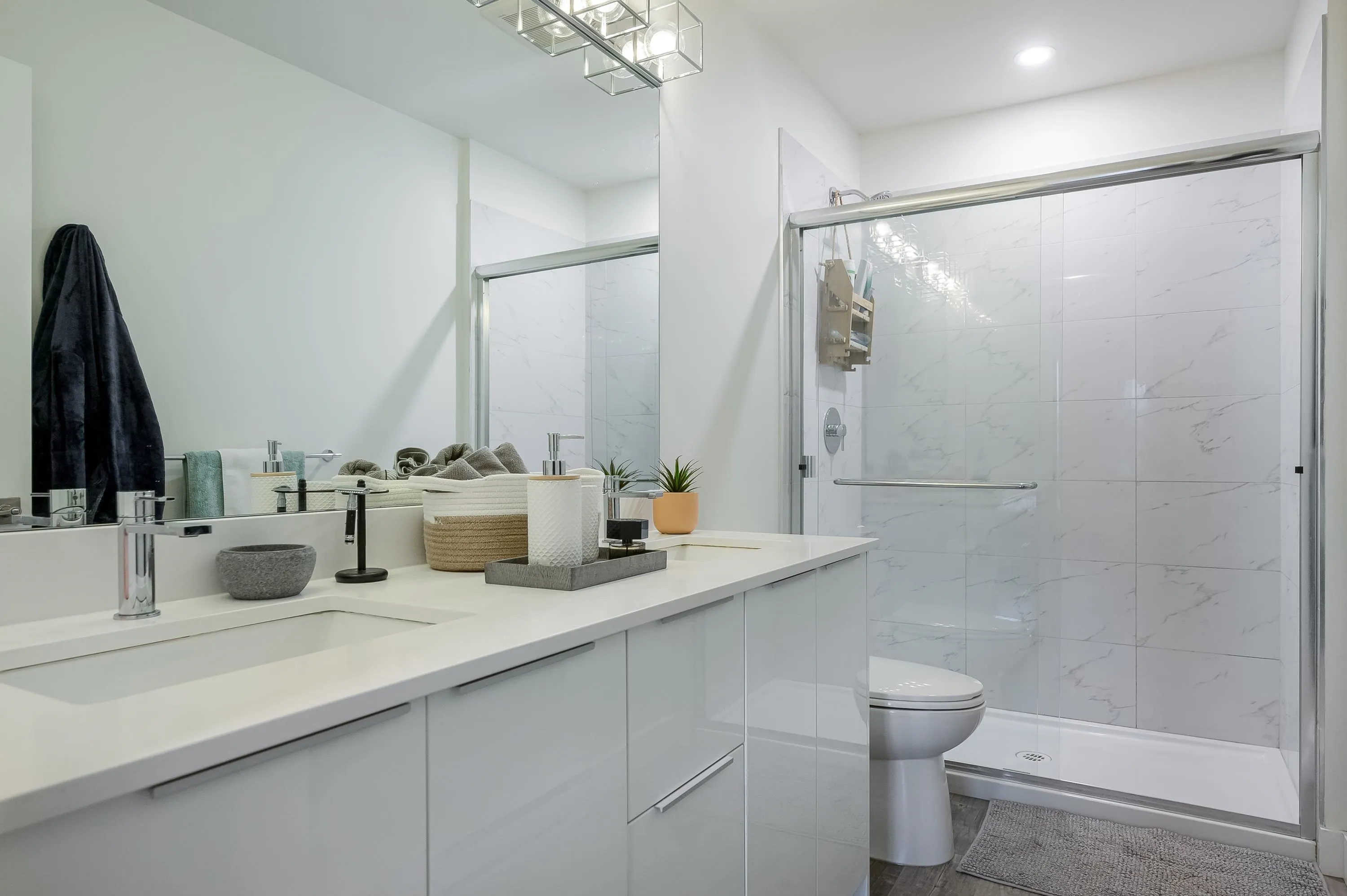 9450 Robson Street #214