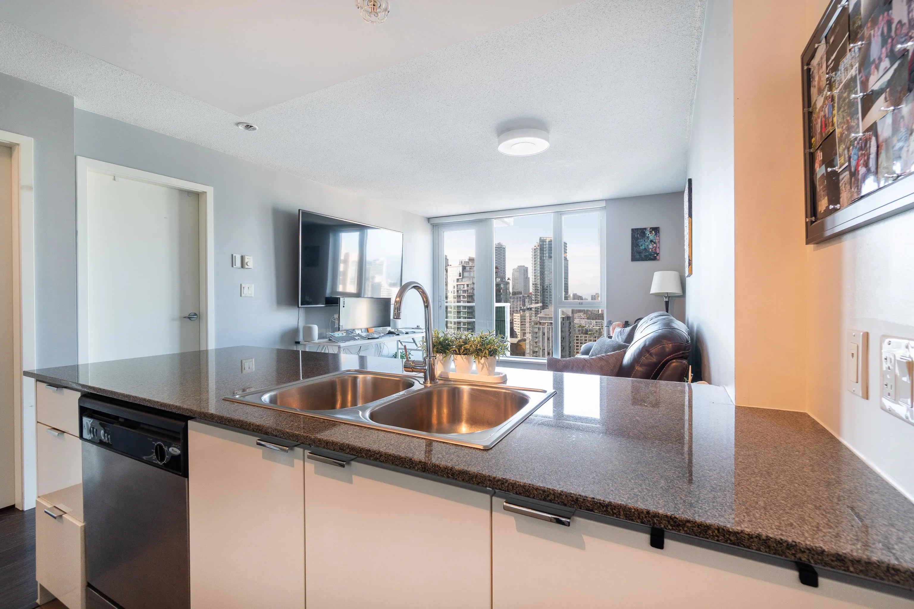 233 Robson Street #3301