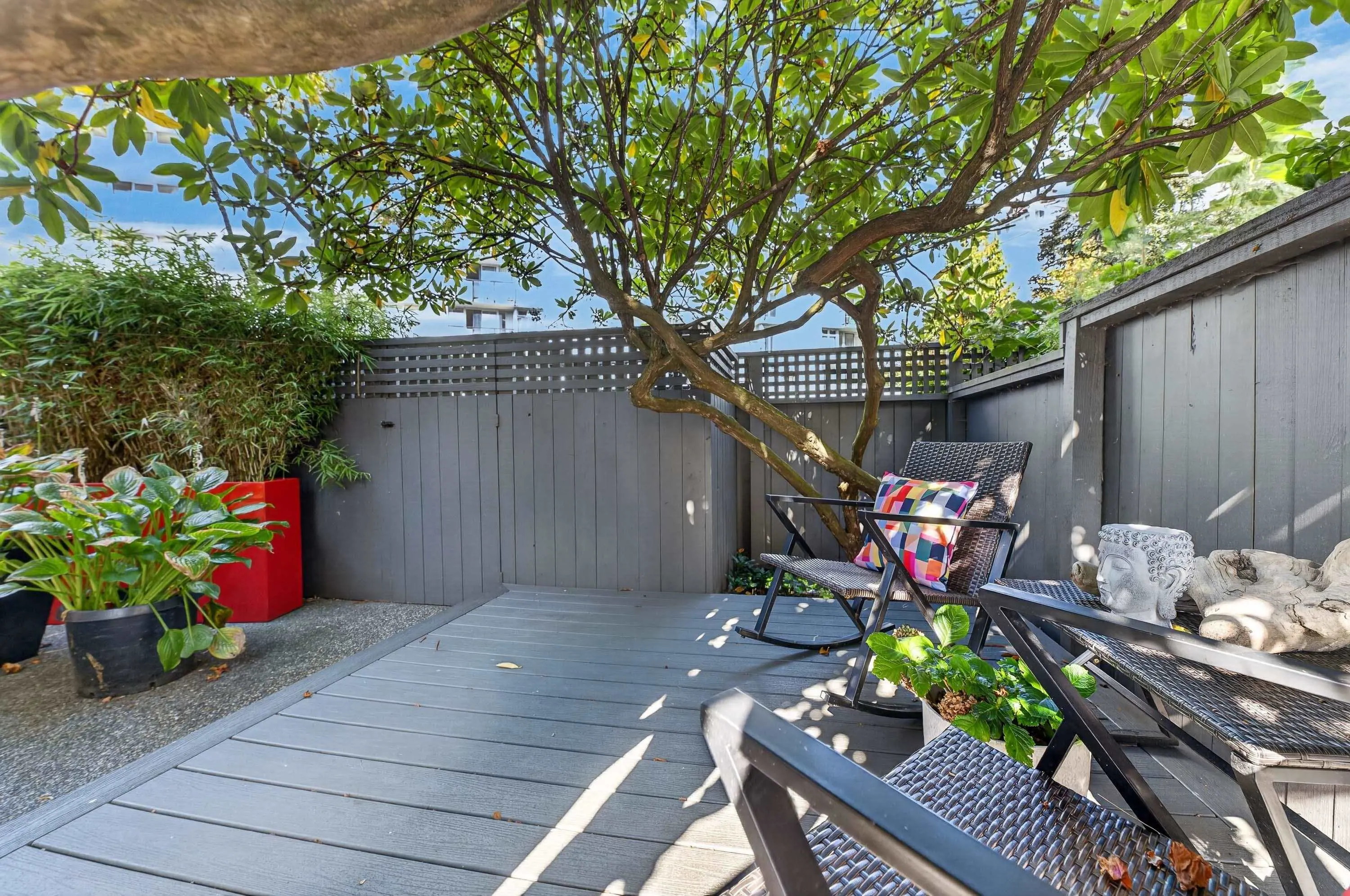 1880 Bellevue Avenue
