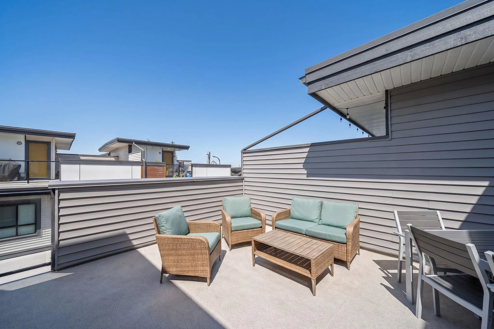 20849 78b Avenue #27