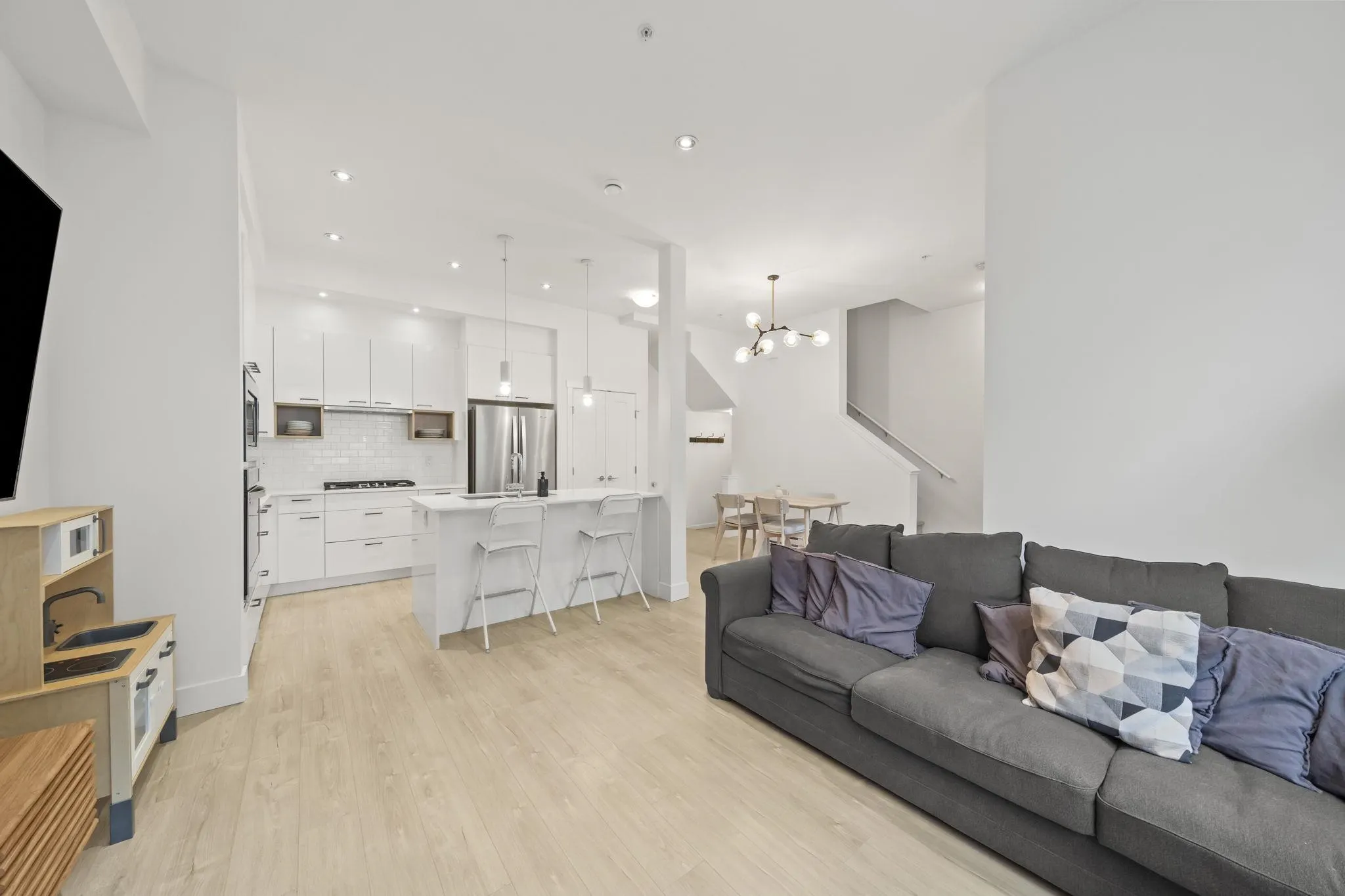 20849 78b Avenue #27